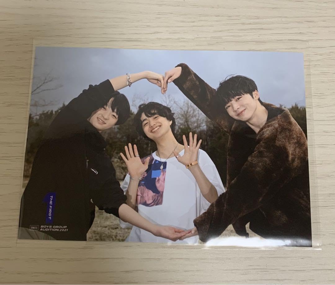 Amazon.co.jp: BMSG 公式写真 川島塁 池亀樹音 黒田竜平 THE FIRST