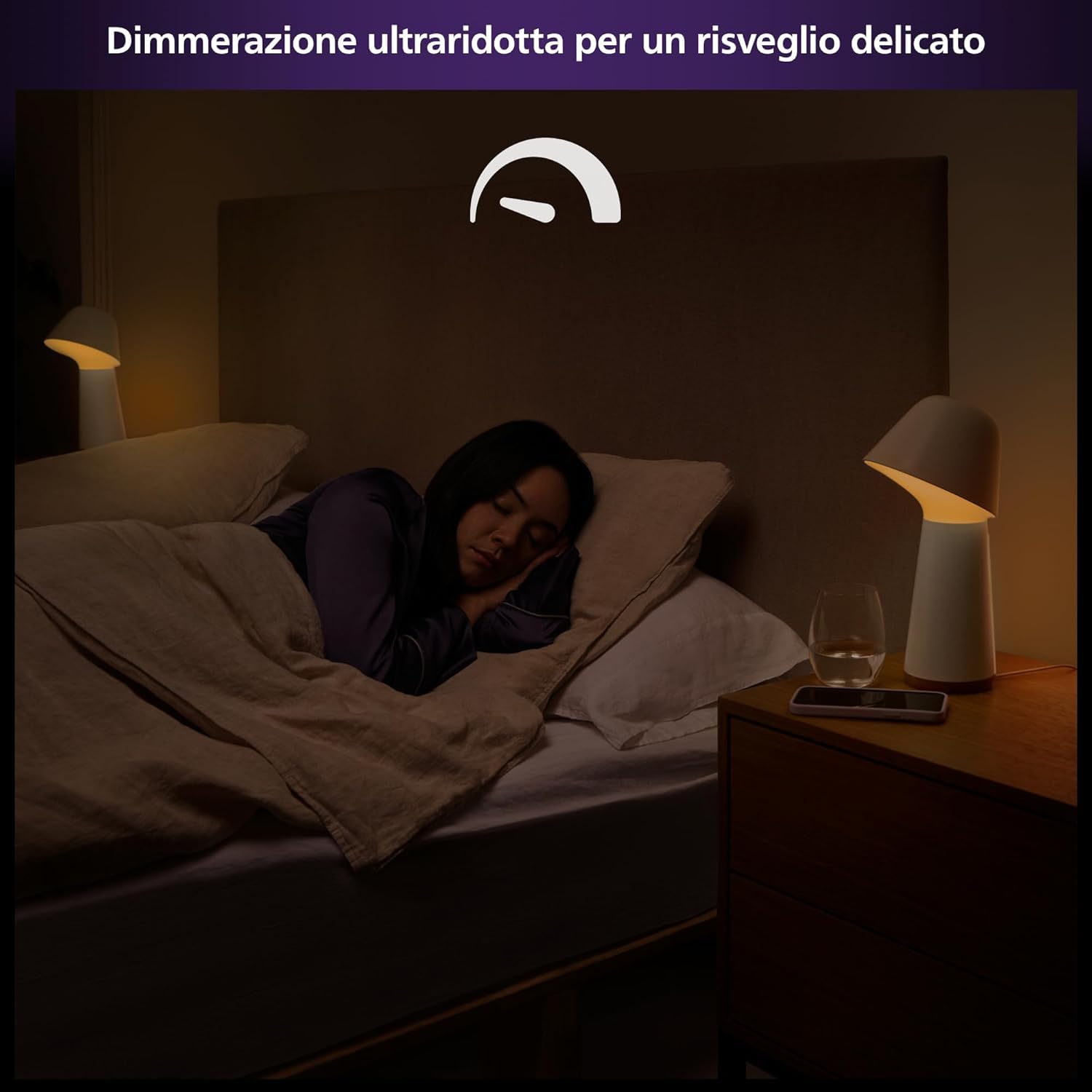 Philips Hue Twilight Lampada Smart per il sonno e il risveglio, Luce Bianca e Colorata, Compatibile con il Bluetooth, Controllo vocale con Alexa, Apple Home e Google Assistant