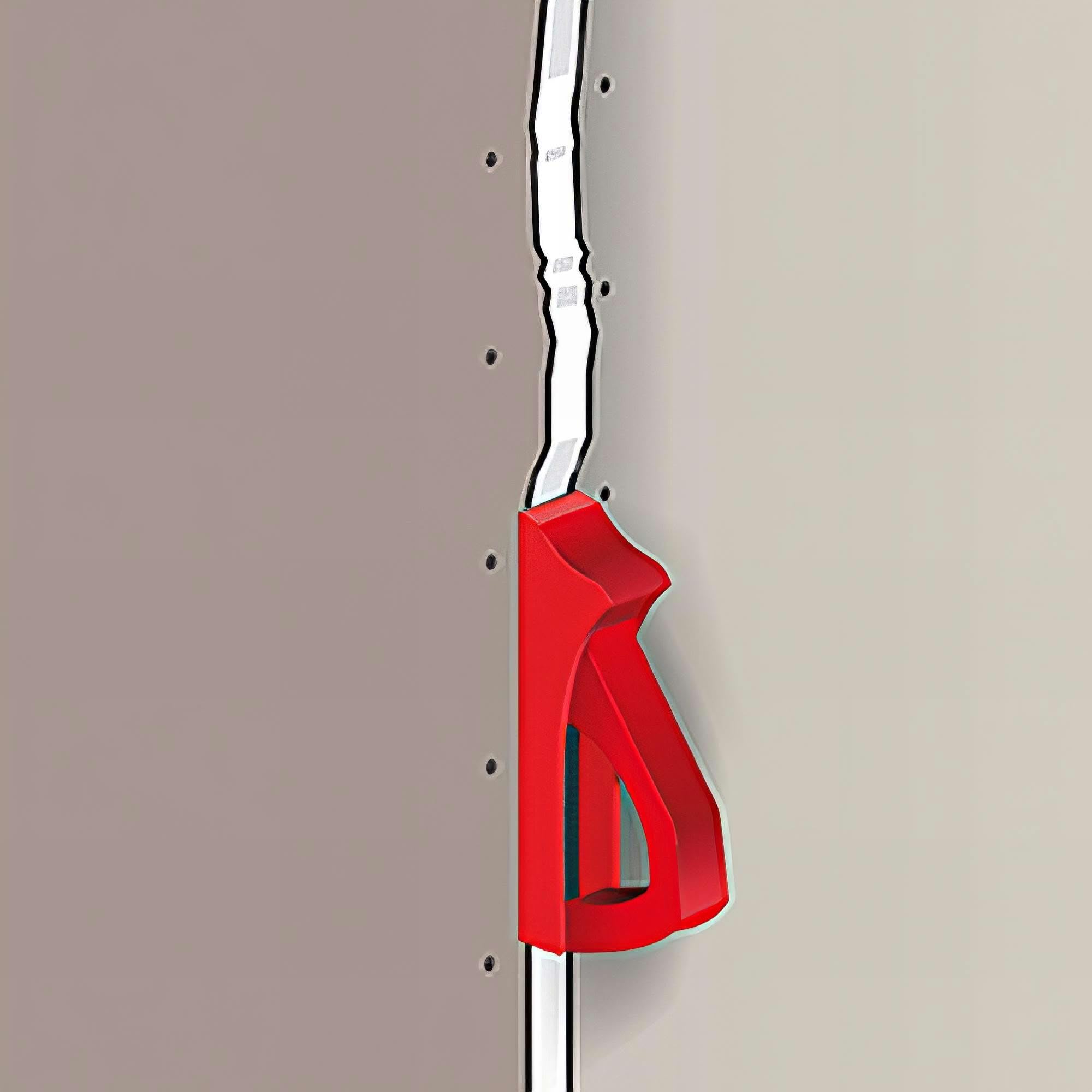 La Fartools Mini drywall brush 135 x 35 mm en acción, mostrando su tamaño compacto y diseño.