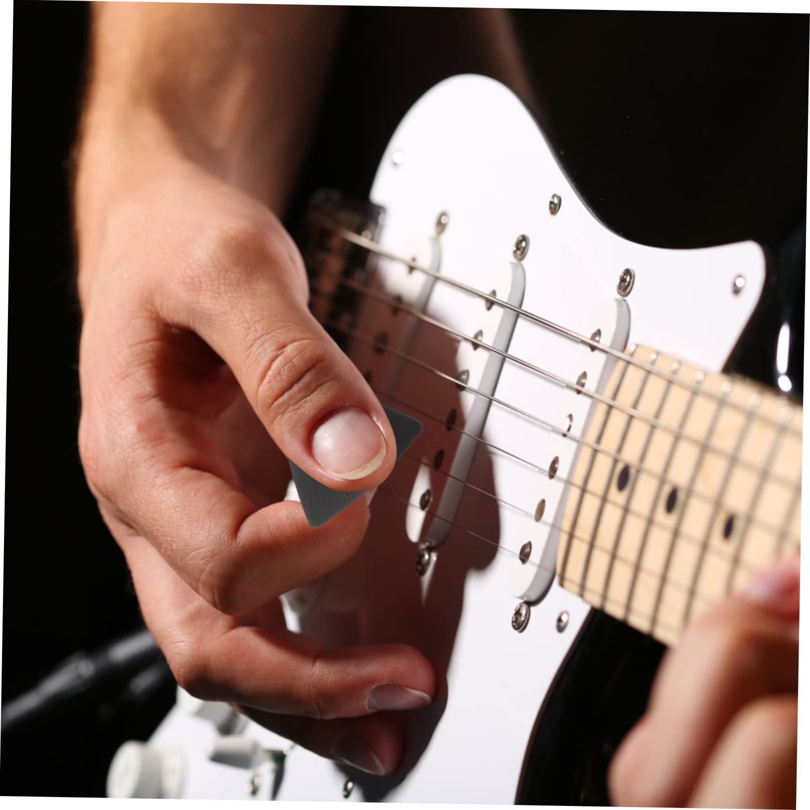 VICASKY 4juegos Púas De Guitarra Triangulares Herramientas De Práctica Musical Accesorio Ligero y Portátil Para Guitarristas