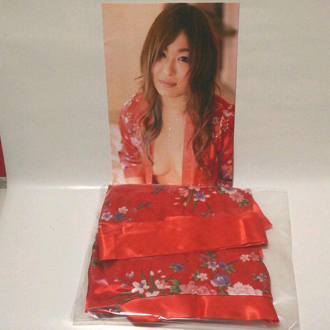 Amazon.co.jp: 紫雷イオ 写真集 FOTOLIBRE 撮影衣装 スターダム : ホビー