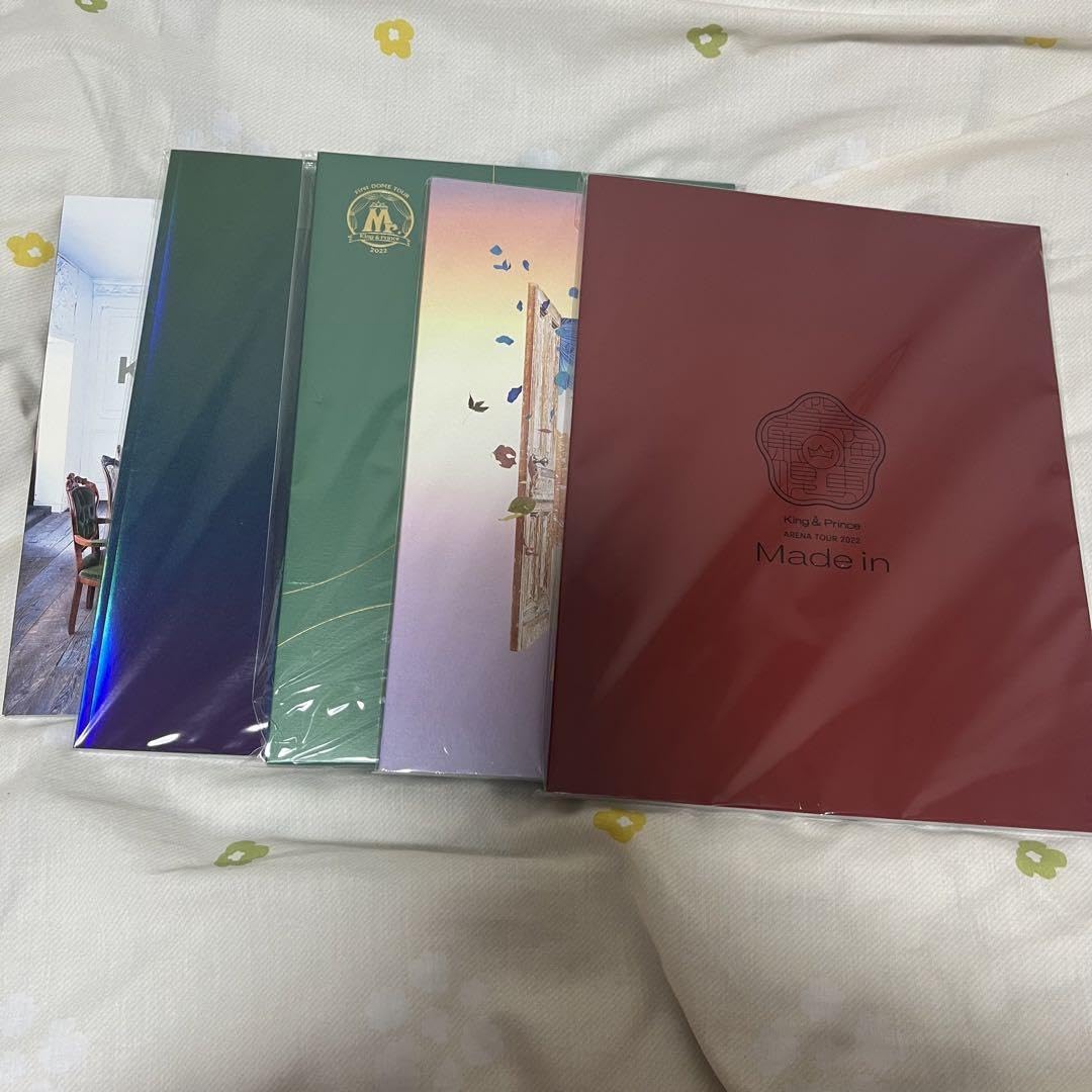 King & Prince - 【3/31まで】King & Prince ツアー パンフレット 新品未開封4冊 Amazon.co.jp: King & Prince ツアーパンフレットセットNumber_i