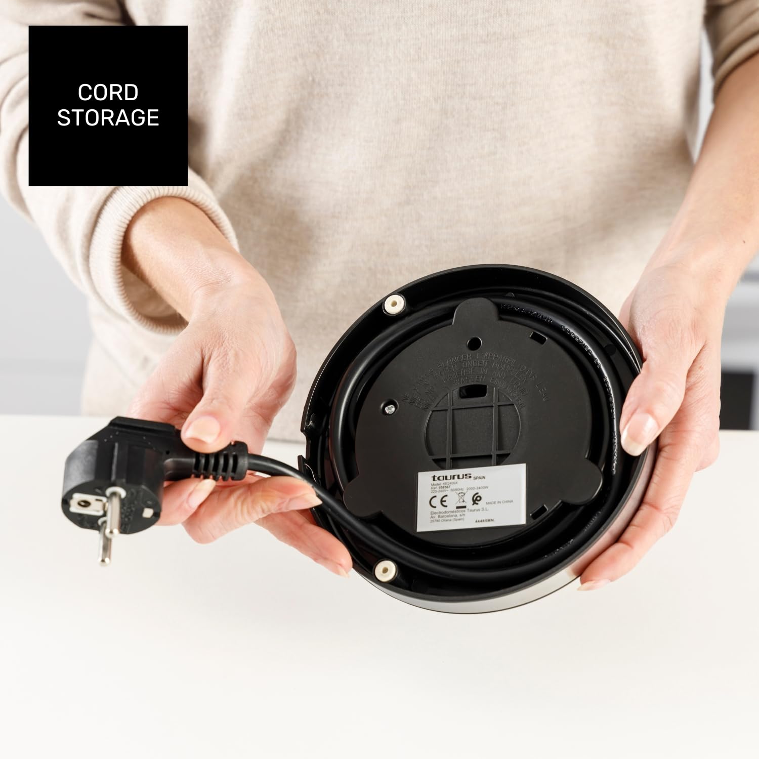 Taurus - Hervidor Eléctrico Selene Compact 2400W | 1L | Base Giratoria 360º | Resistencia Oculta | Recoge Cables | Apertura Automática | Acero Inoxidable | Auto Off | BPA Free | Diseño ergonómico