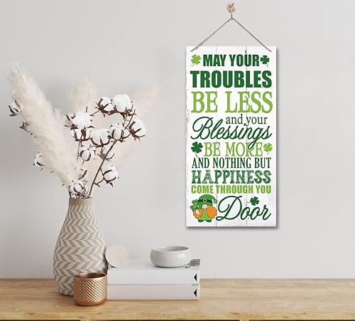 Vista 97 de Divertido letrero decorativo de madera del día de San Patricio, tréboles y travesuras impresas de madera para pared, decoración del hogar, letrero