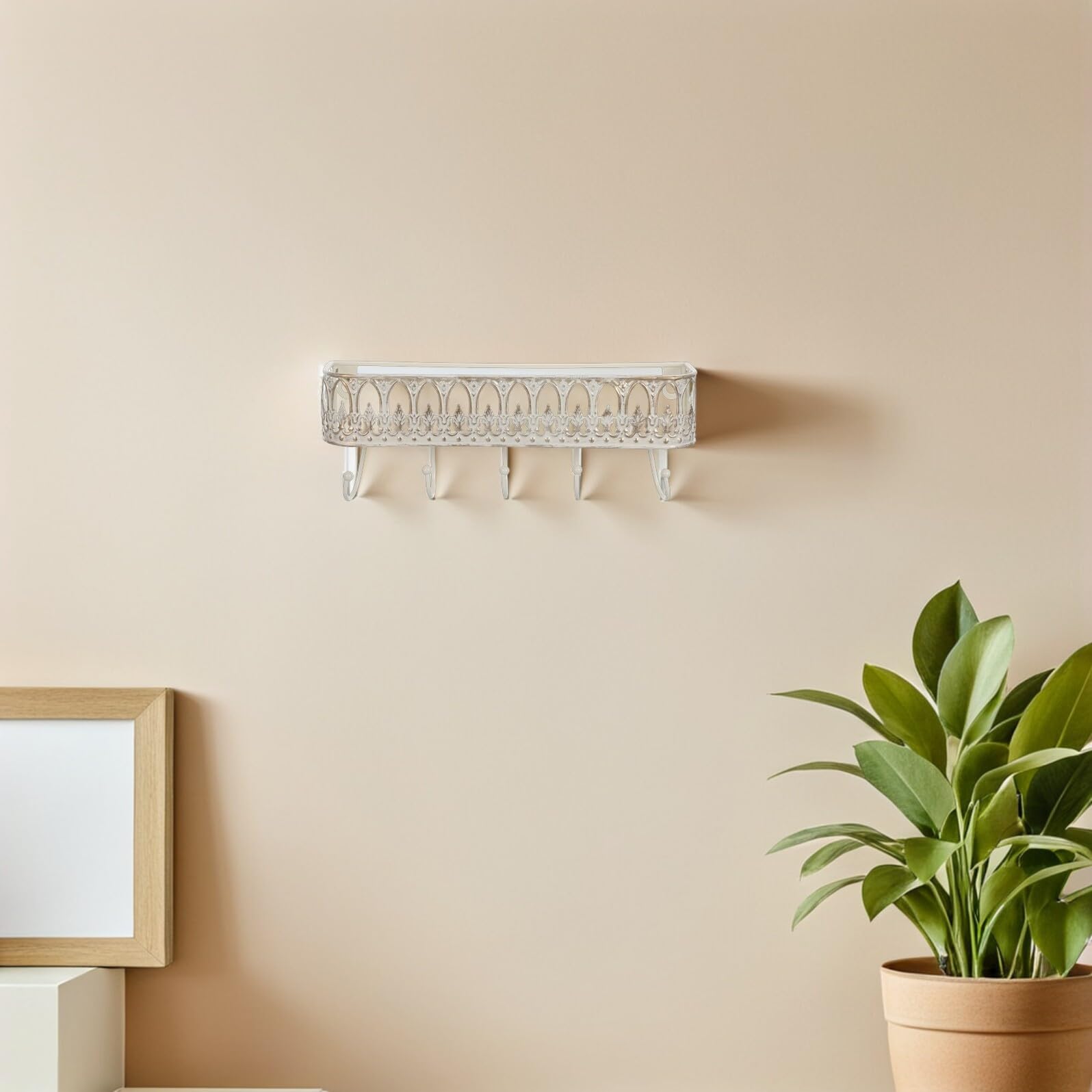 SHINEOFI Portachiavi da Parete Vintage in Ferro Bianco con Struttura Robusta e Ganci Metallici, per Ingresso e Soggiorno, Dimensioni 30,5x11,5x7 Cm