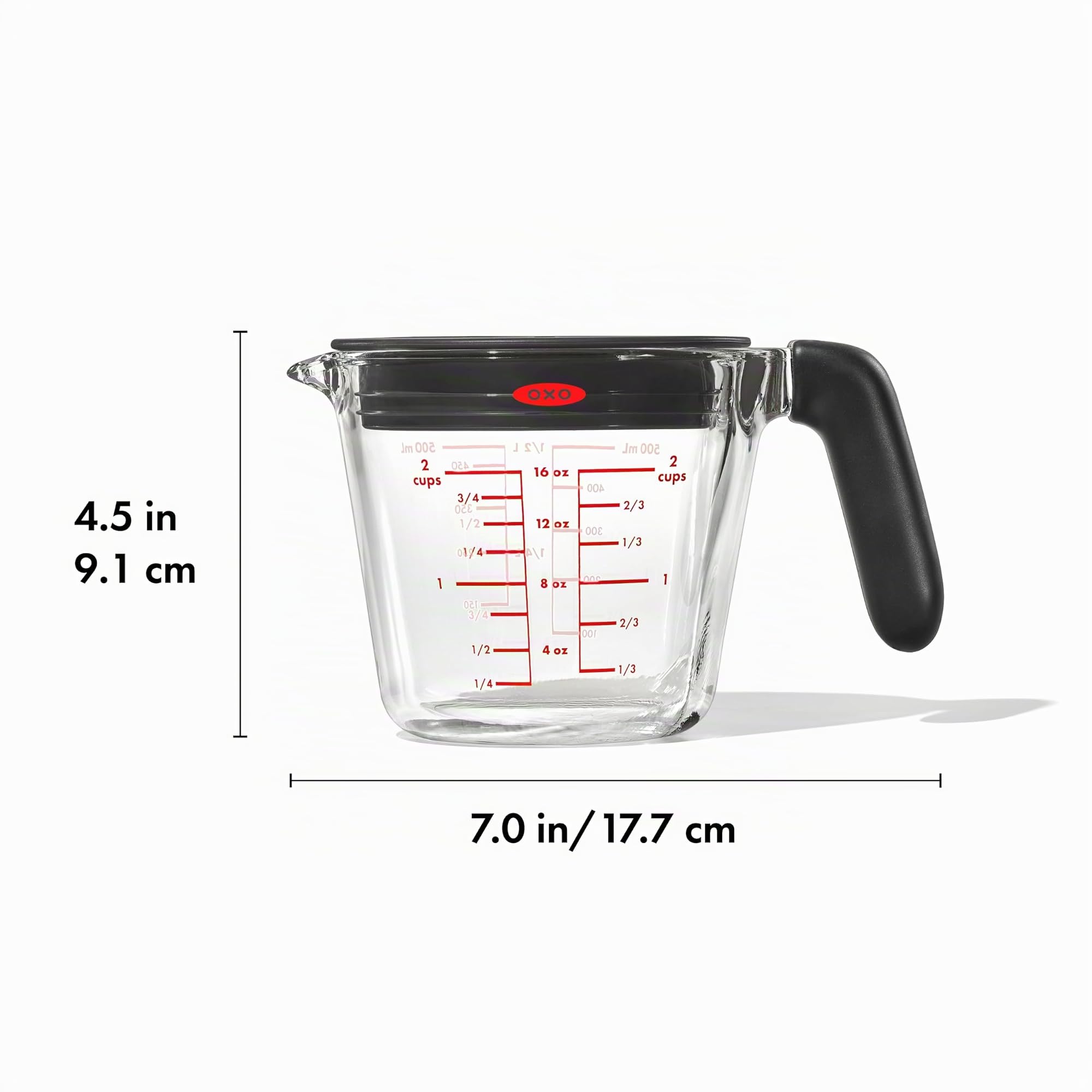 OXO Good Grips Taza medidora de vidrio con tapa, 500 mL | Vidrio borosilicato resistente a choques térmicos, pico antigoteo, tapa segura, mango antideslizante