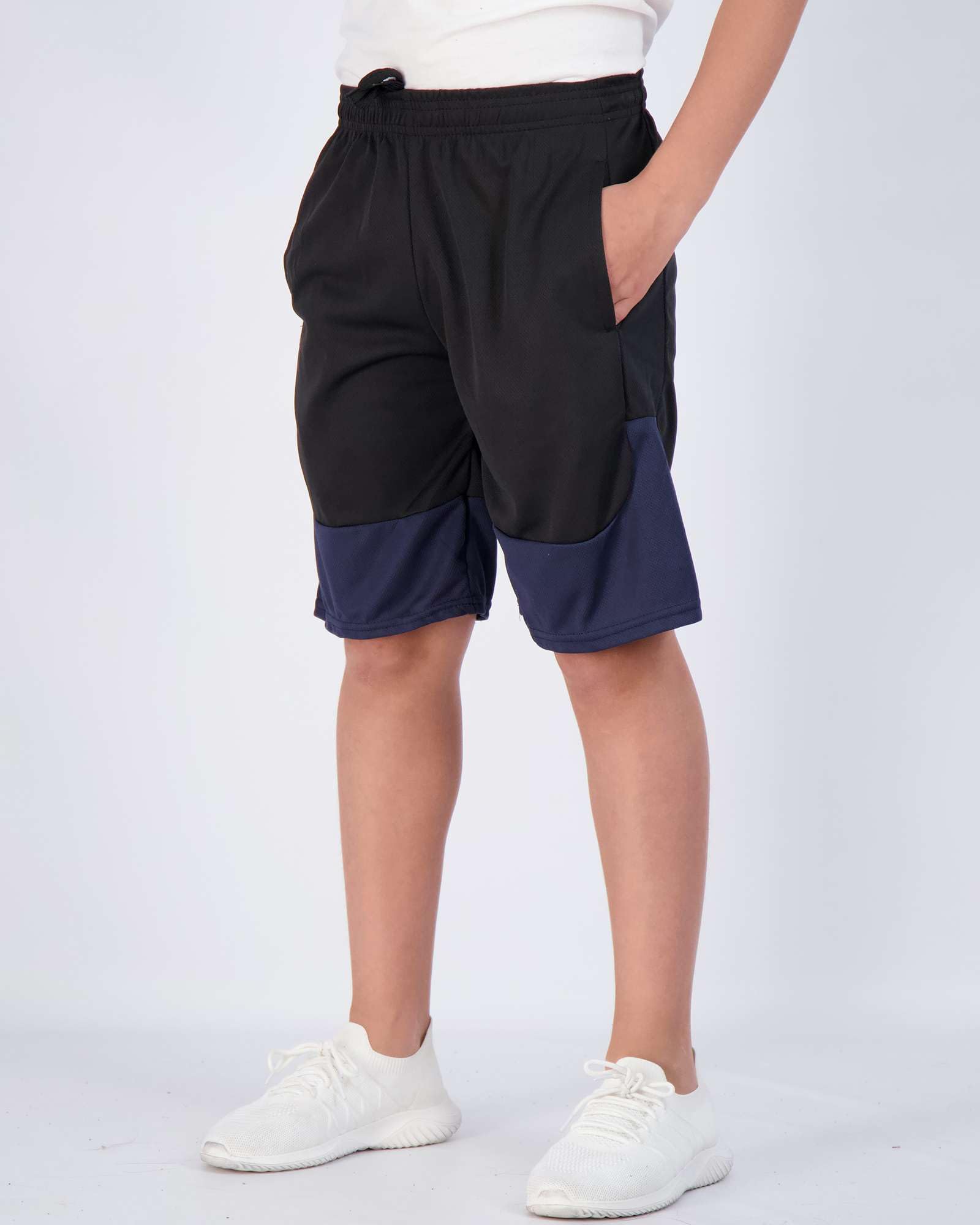 Real Essentials Boys' 5-Pack Mesh Active Athletic Performance Basketball Shorts with Pockets | Erhältlich in den Größen 37-46, Jugendliche, schnell trocknend, Feuchtigkeitstransport, Fitnessstudio, Laufen, Baseball