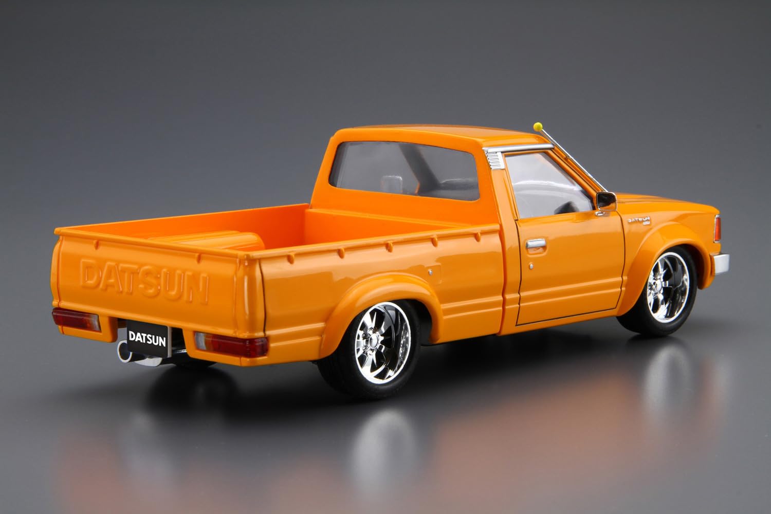 アオシマ1/24 ロードバスター ダッドサン Amazon.co.jp: 青島文化教材社(AOSHIMA) ザ☆モデルカー 1/24 720