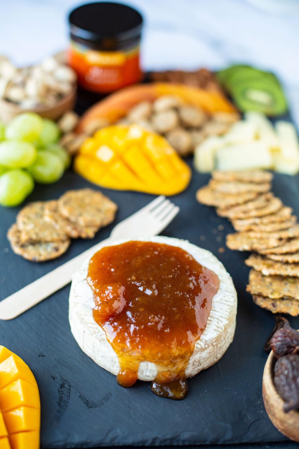 Sukhi’s Mango Chutney - Gluten Free Indian Chutney - Chutney Spread for Indian Food and Snacks (4 lbs) Bulk Foodservice