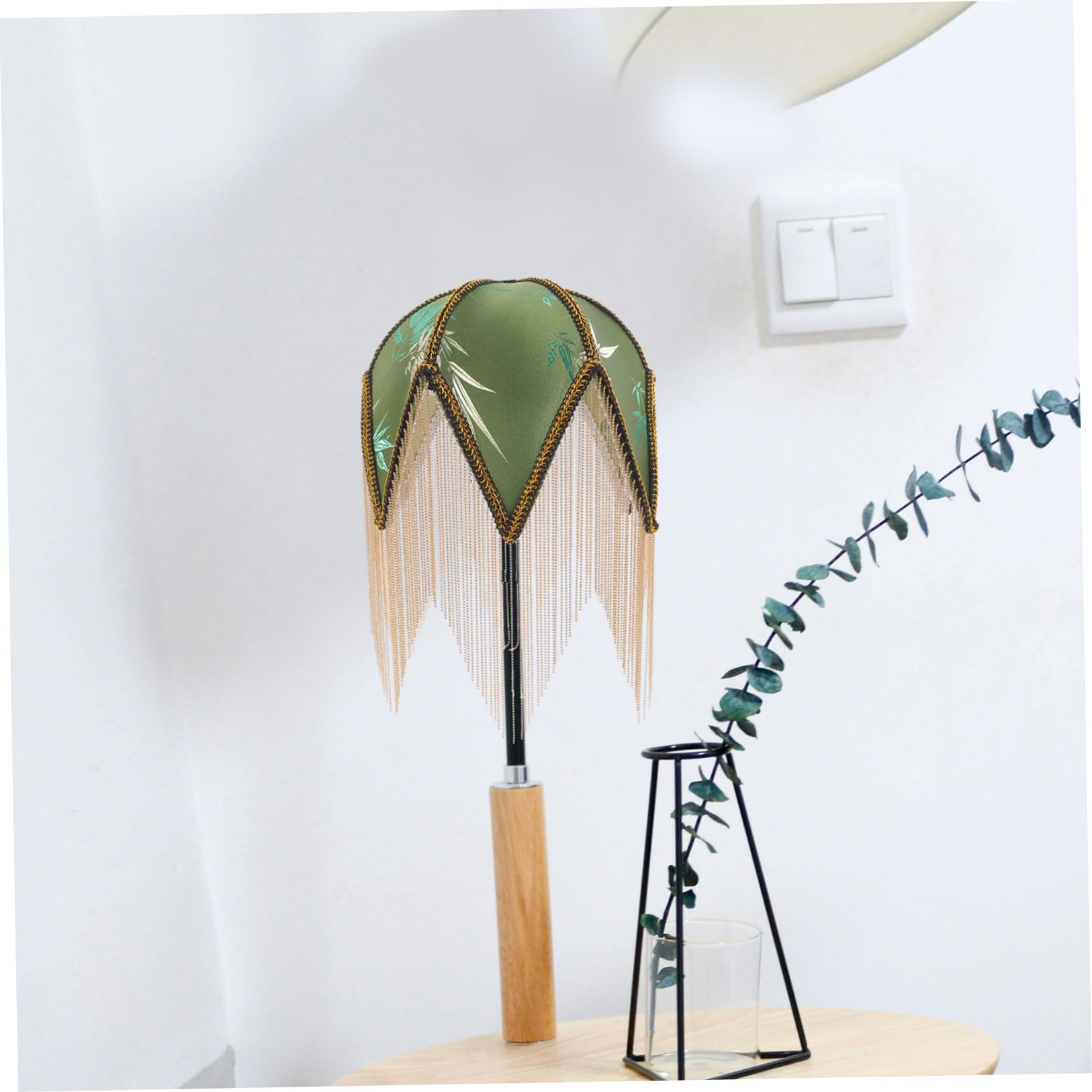 Paralume Verde con Motivo Foglia, Struttura in Ferro | Copertura Decorativa Delicata, Foro Centrale da 1cm, Uso Versatile su Tavolo e Camera