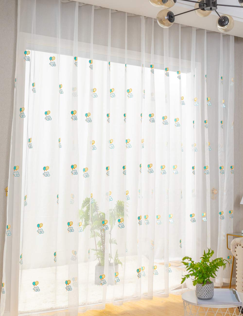 Lactraum Gardine Kinderzimmer Babyzimmer Transparent Weiß Bestickt Wolke Luftballon Voile mit Universalband 300 x 245 cm