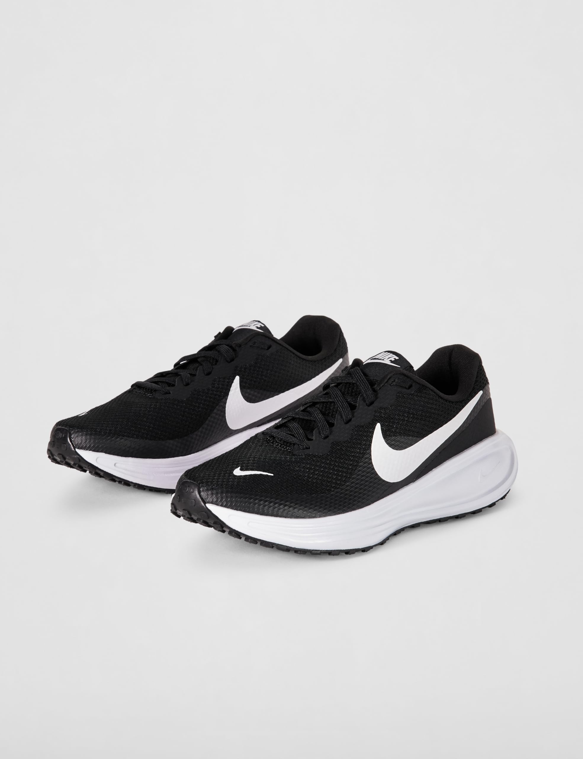 Nike Women's Revolution 8 Running Shoe