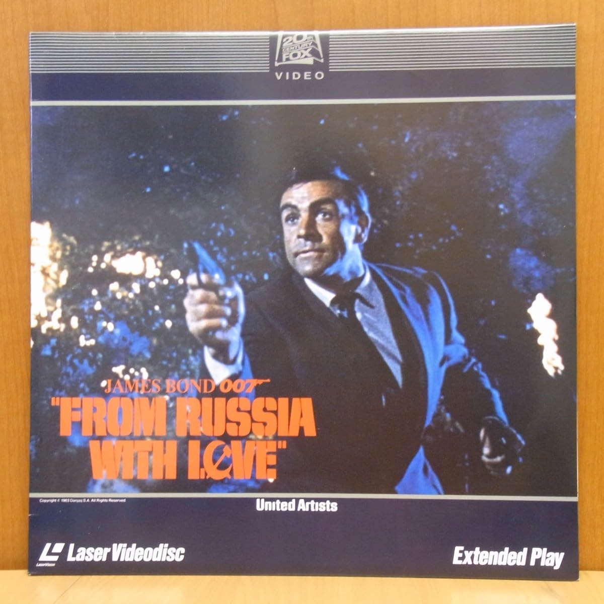 007 The World is Not Enough レーザーディスク 007 The World is Not Enough レーザーディスク - メルカリ