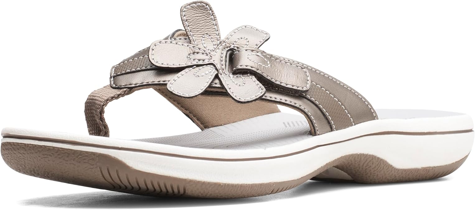 Clarks Women's Brinkley Flora Cloudsteppers Flip-Flops