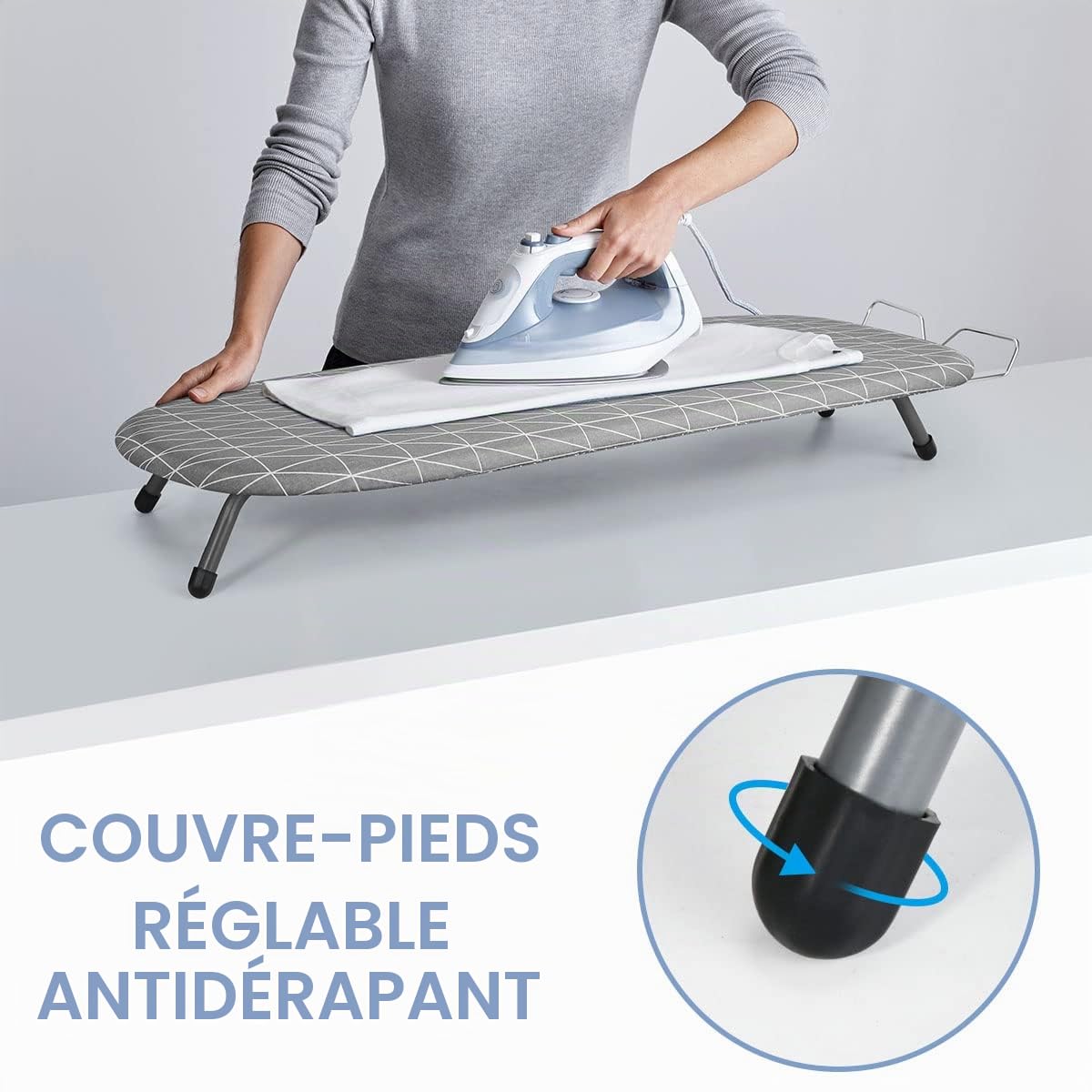 Johgee Table à repasser pliable avec repose-fer,Table à repasser compacte et pliable avec 2 housses,Pieds pliables antidérapants,Légère,Peu encombrante,Idéale pour appartements et caravanes,82x32 cm