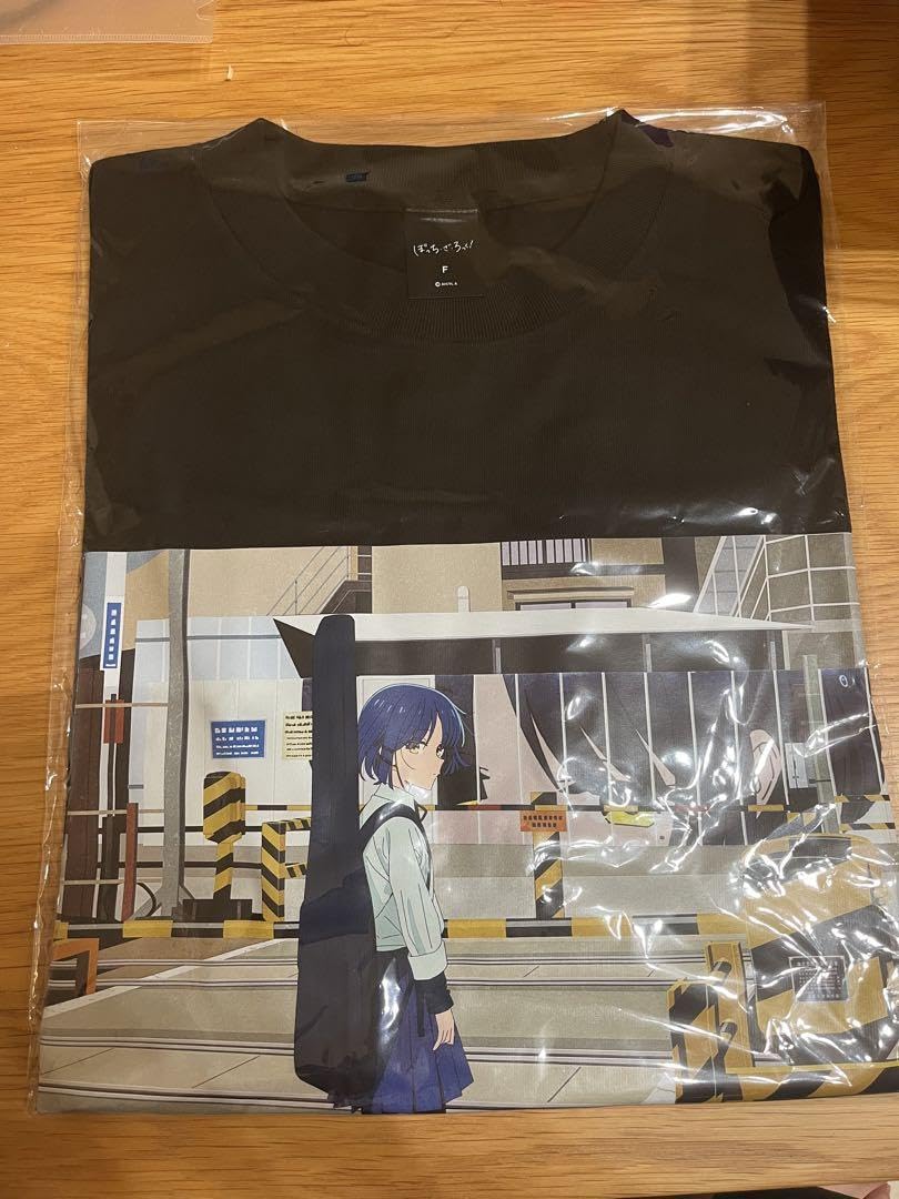 Amazon.co.jp: ぼっち ざ ろっく 展 ビッグシルエットTシャツ あの