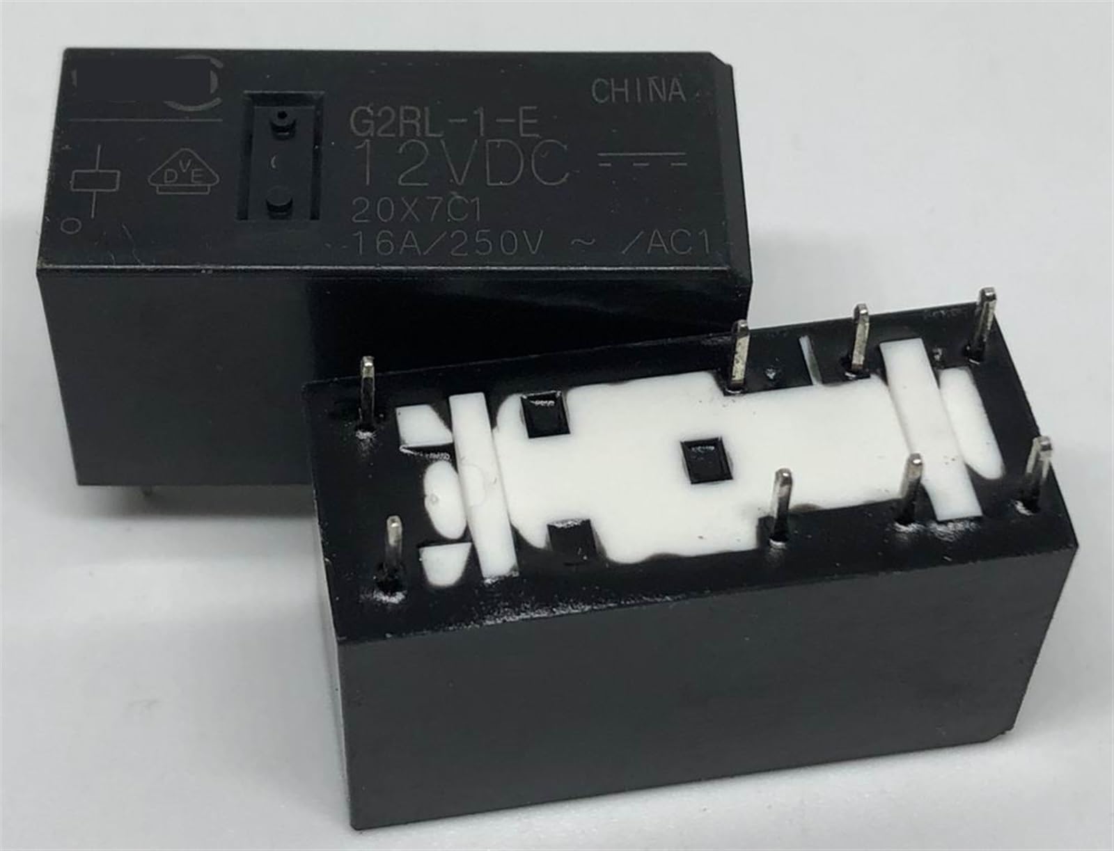Relé G2RL-14-E-CF 48V soluciona caídas de tensión en placas