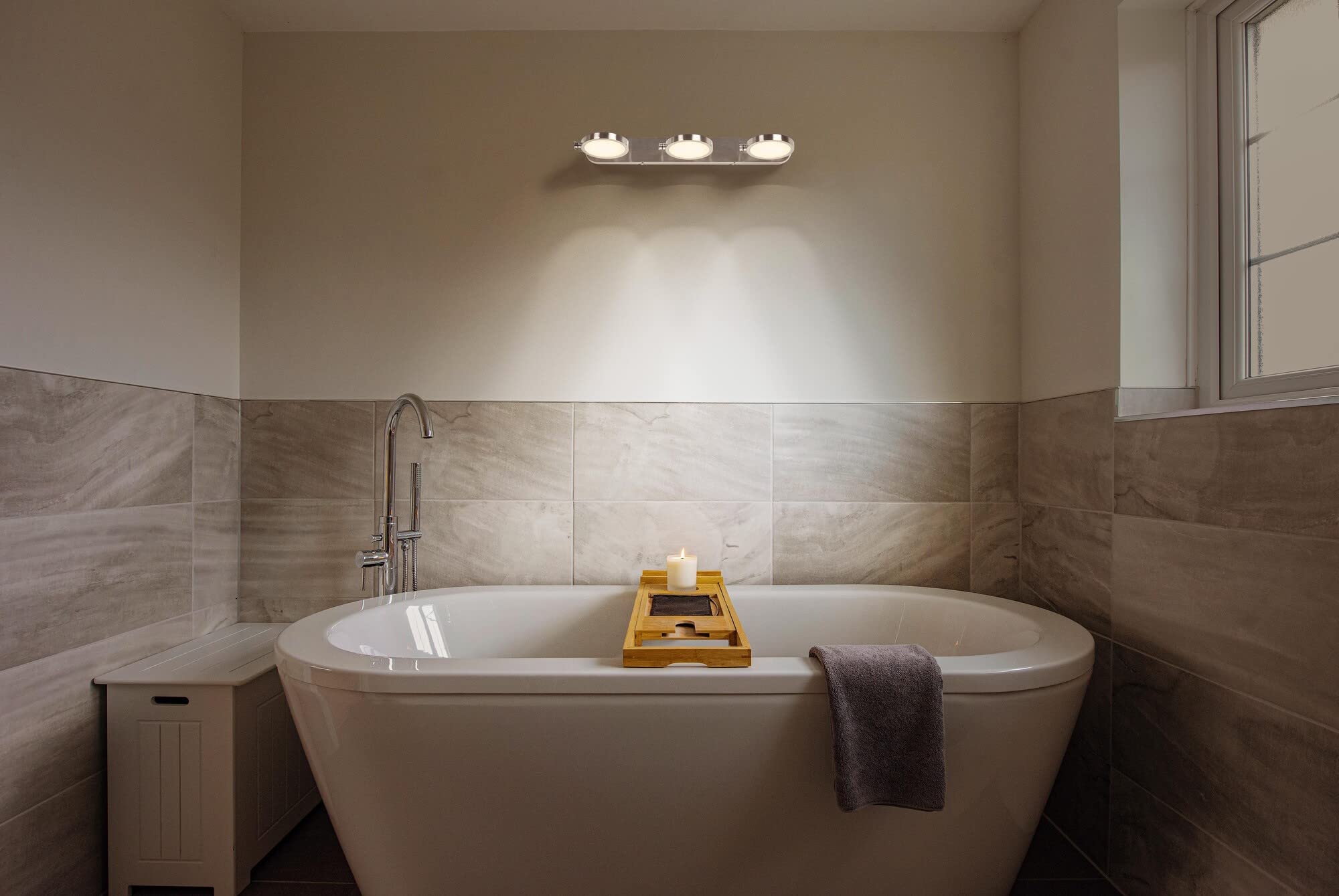 LEDVANCE SUN@HOME Bathroom Round lampada da bagno 300mm IP44, 14W, 1040lm, luce bianca regolabile (da 2200K a 5000K), dimmerabile, adatta automaticamente la luce al bioritmo, protezione IP44, cromo