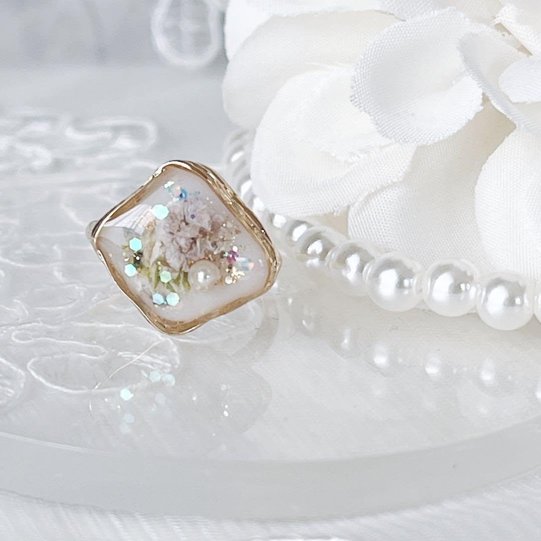 Amazon | レジン かすみ草 ドライフラワー リング | ノーブランド品