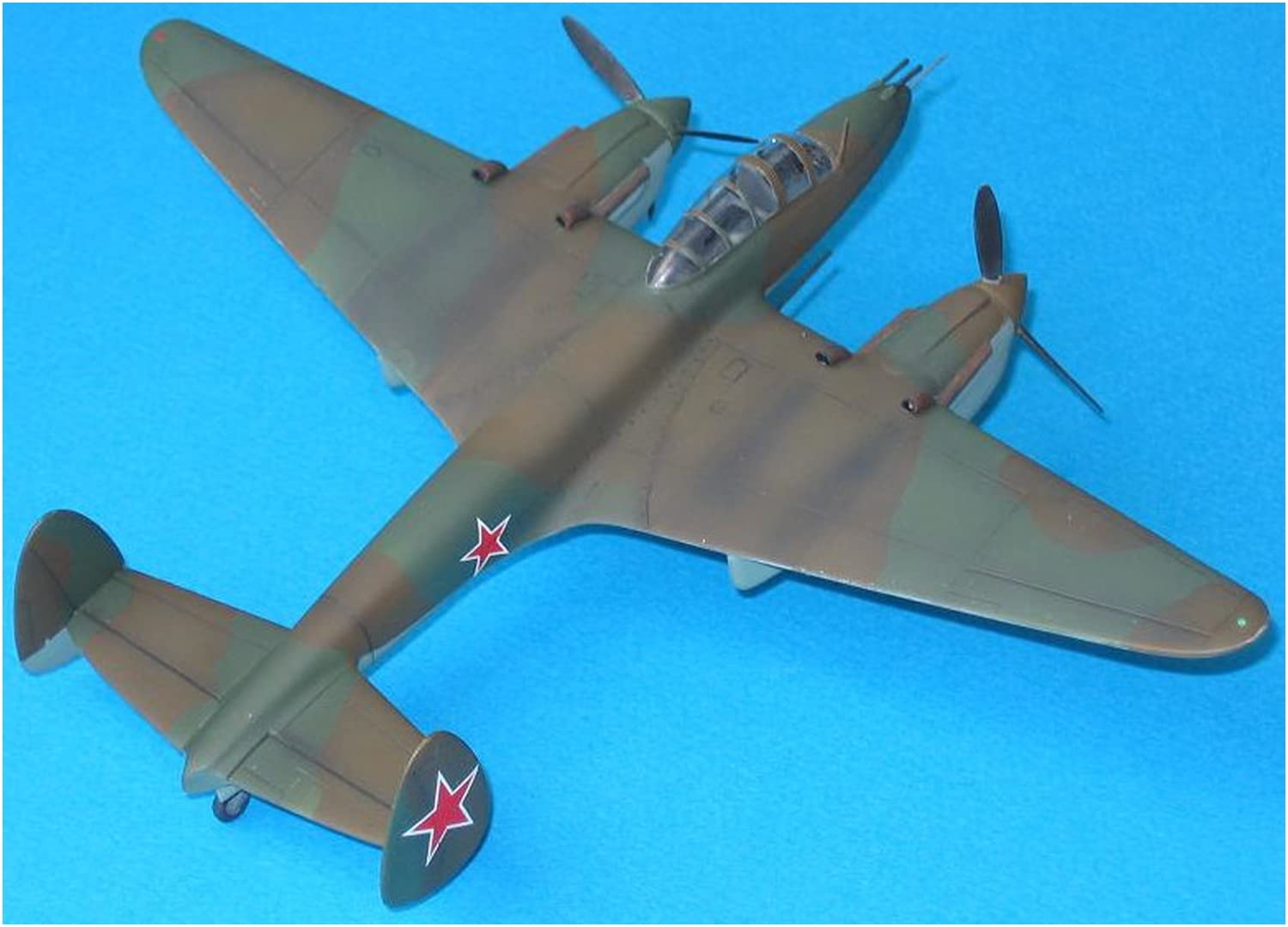 Amazon | バロム 1/72 ソビエト空軍 ポリカルポフTIS双発重戦闘機