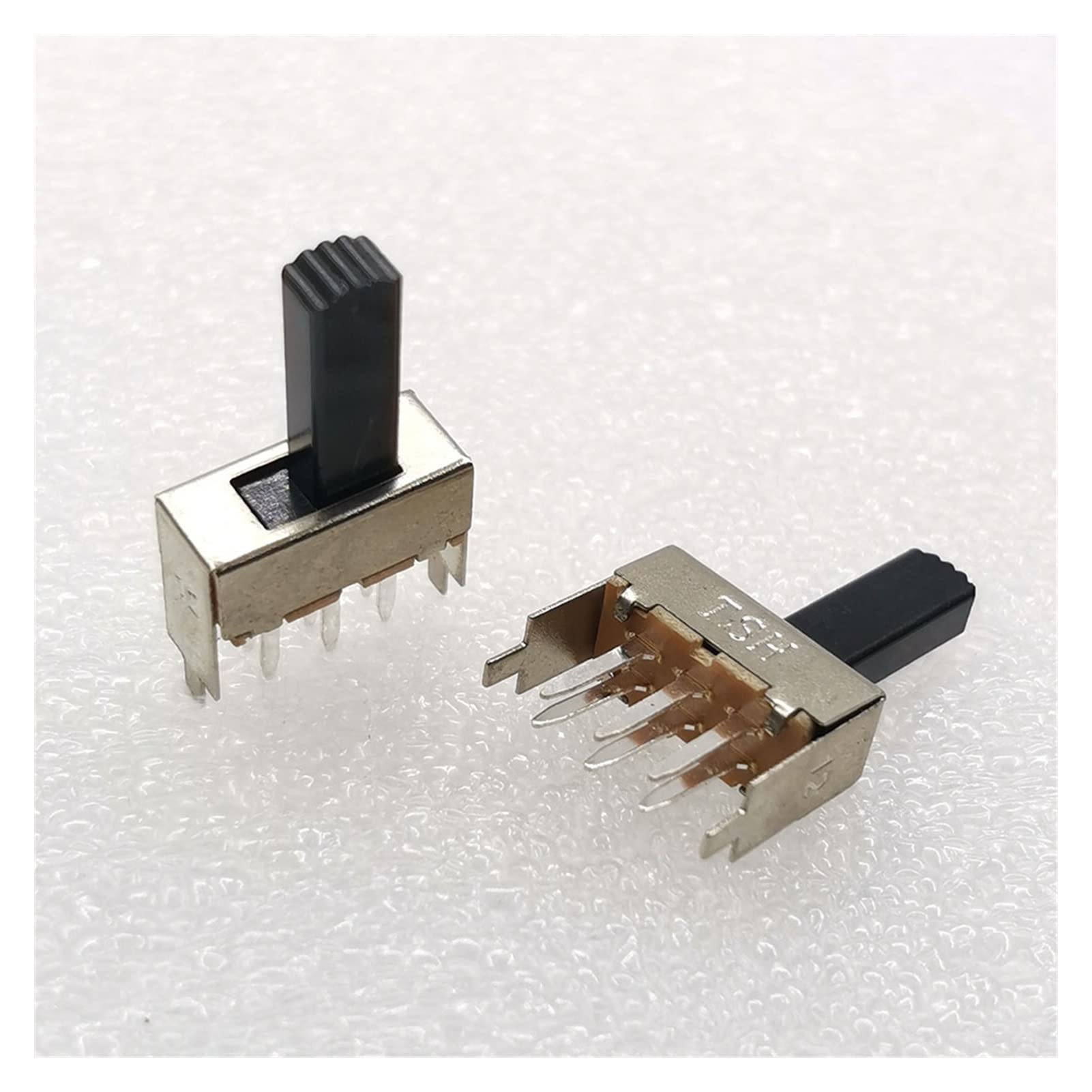 Interrupteur de diapositives micro-mini 6pin 2p2t 100pcs pour circuit imprimé