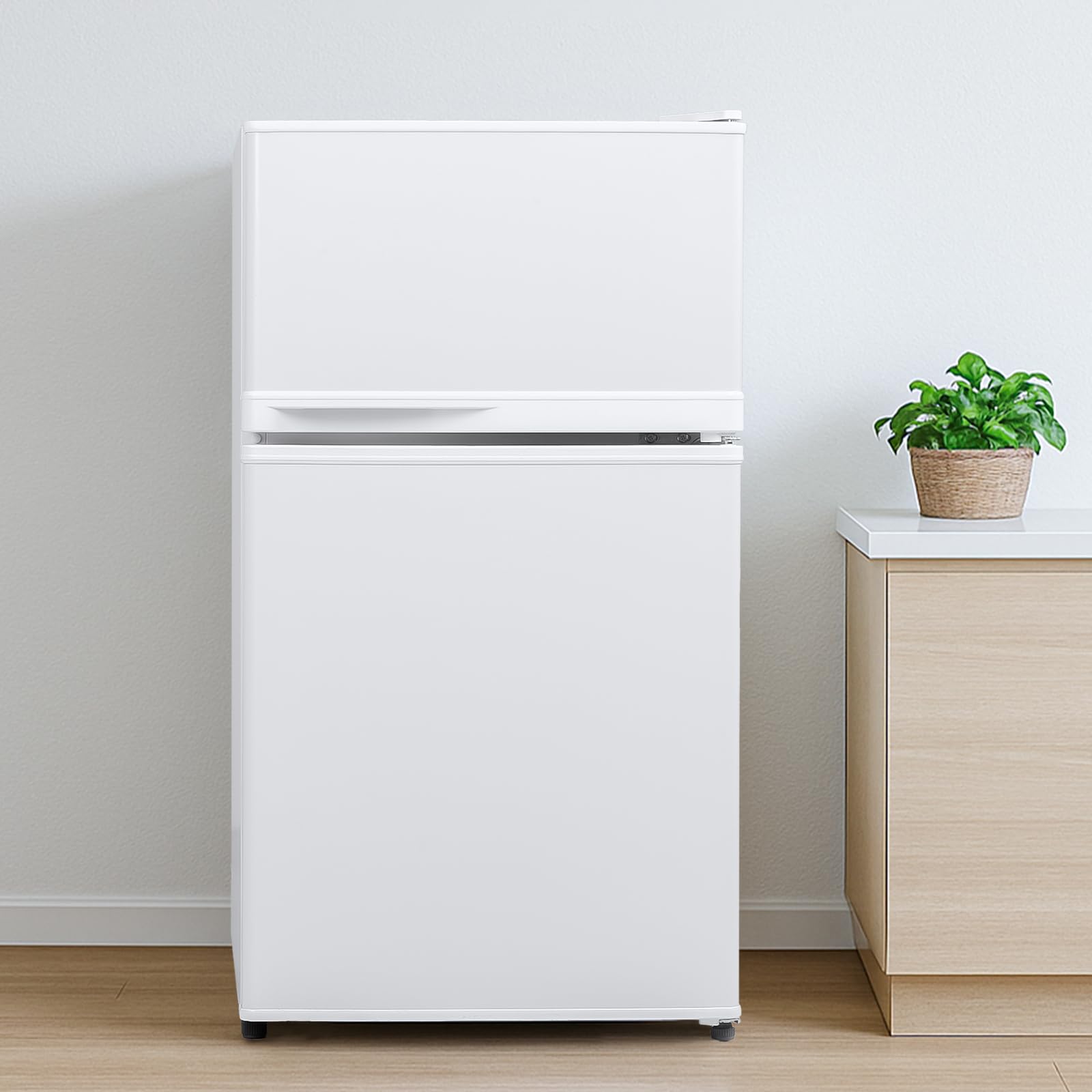 Amazon.co.jp: 【収納性と使いやすさ】 匠plate 冷蔵庫 90L 2ドア