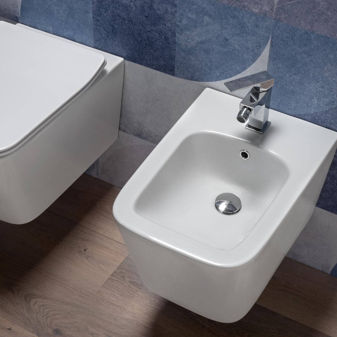 Coppia Sanitari bagno filo muro in Ceramica Bianco Lucido - Mod.WhiteWall 3