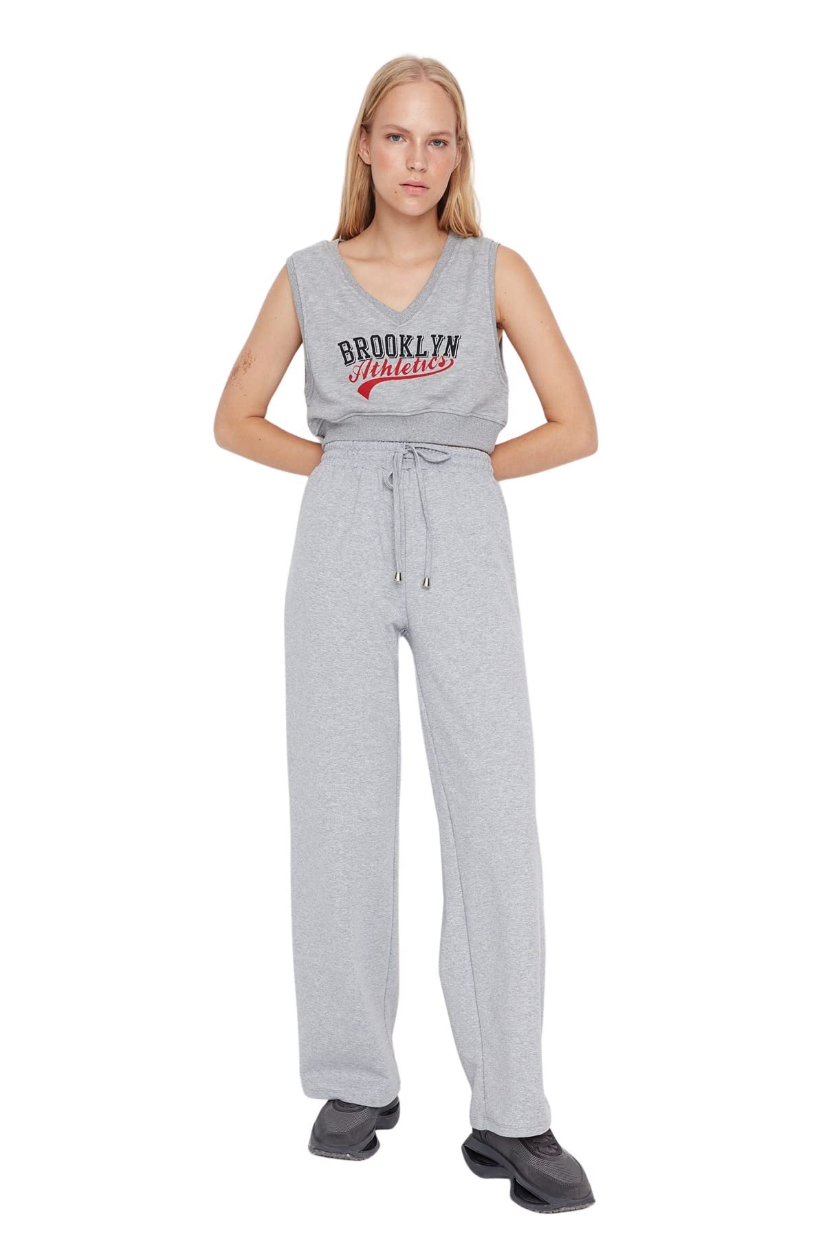 TRENDYOL Damen^Damen Herren Loungewear Mittlerer Bund Regular Jogginghose Sweatpants, Gray, S