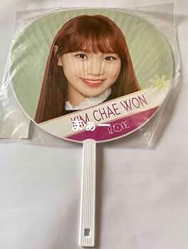 IZ*ONEキムチェウォンセット ぬいぐるみ うちわ IZ*ONEキム