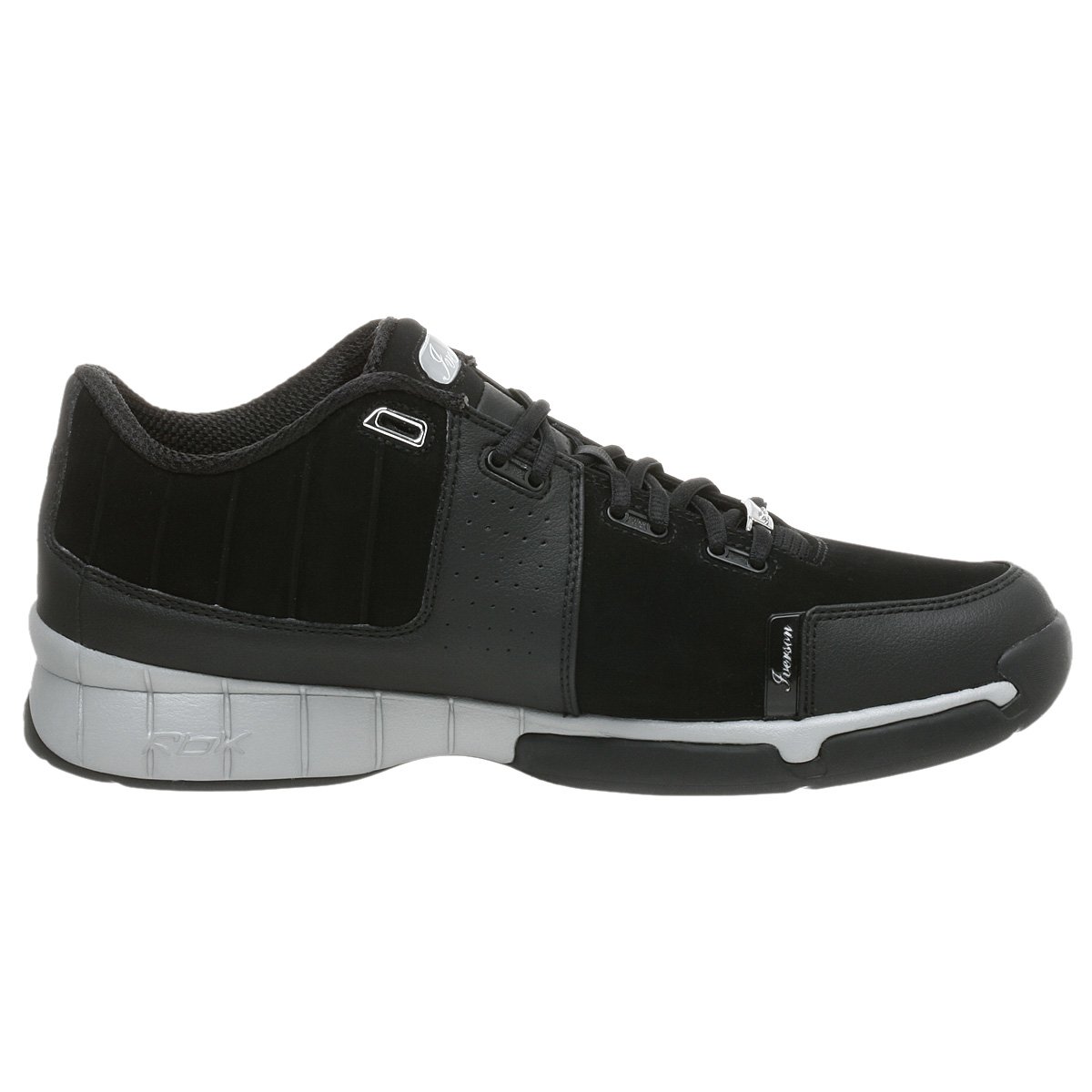 I3 Fame Low Basketball Shoe 