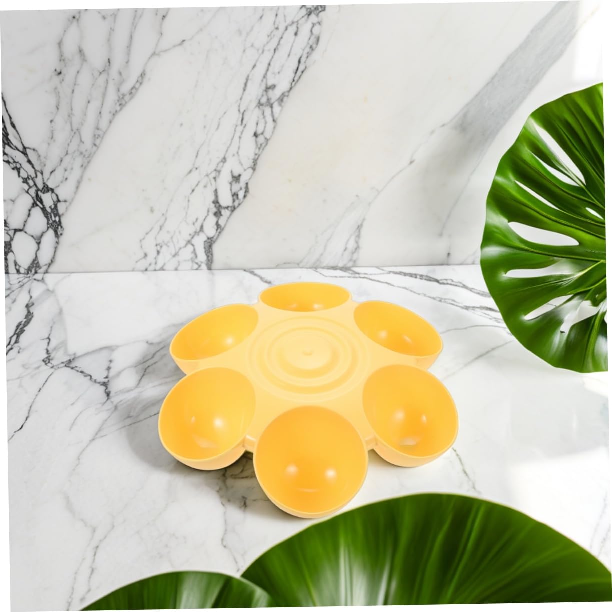 ibasenice Flower Shaped Plastic Pet Feeding Bowl Durable Feeder for Cats Dogs Stable Prevent Spills for Kittens Pets Decorative Home Accessory