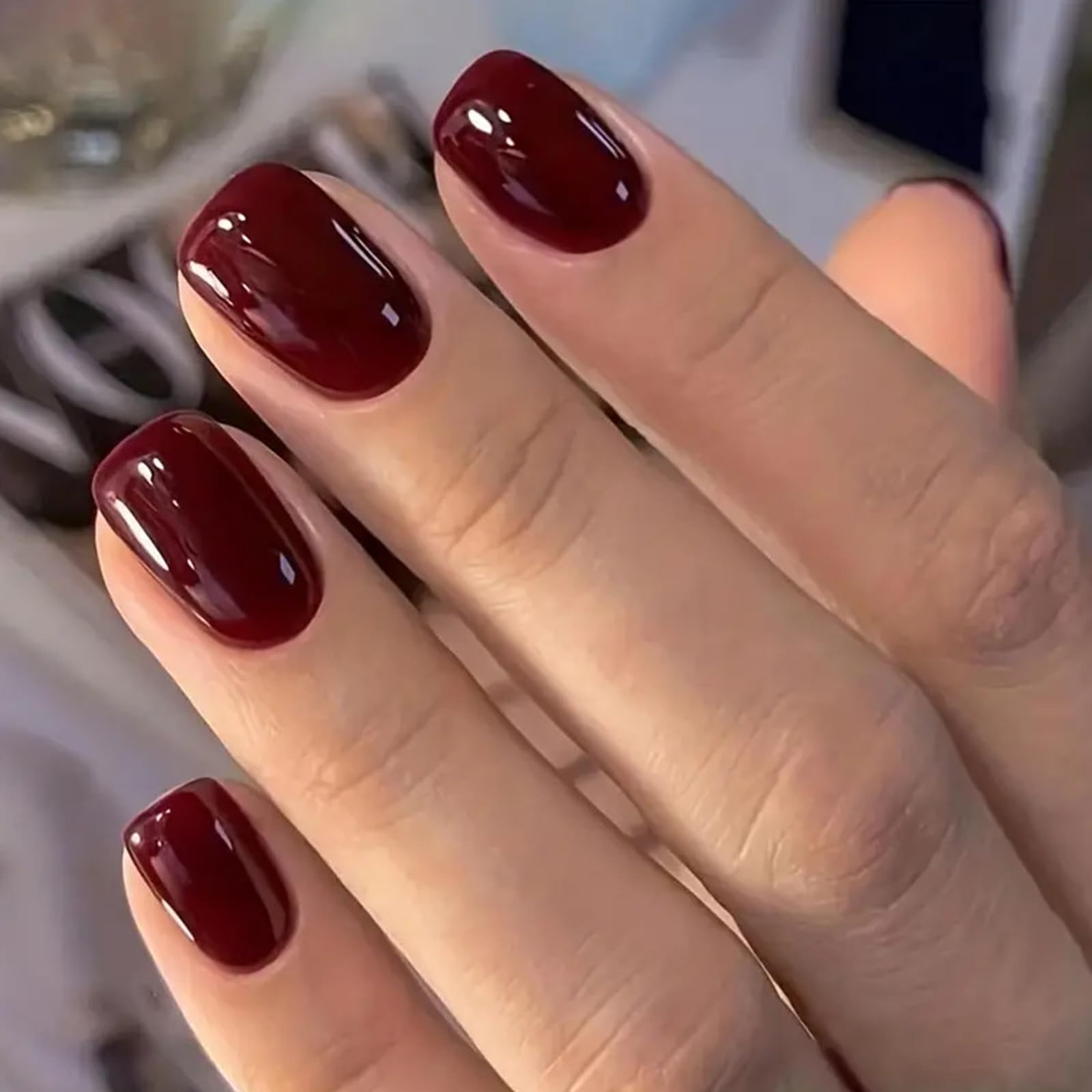 Ceboic 24 Stück Weinrot Press on Nails Eckig Kurz, Natürlich Einfarbig Nägel zum Aufkleben Französische Kunstnägel Künstliche Nägel, Selbstklebende Acryl Fingernägel Fake Nails für Frauen Mädchen