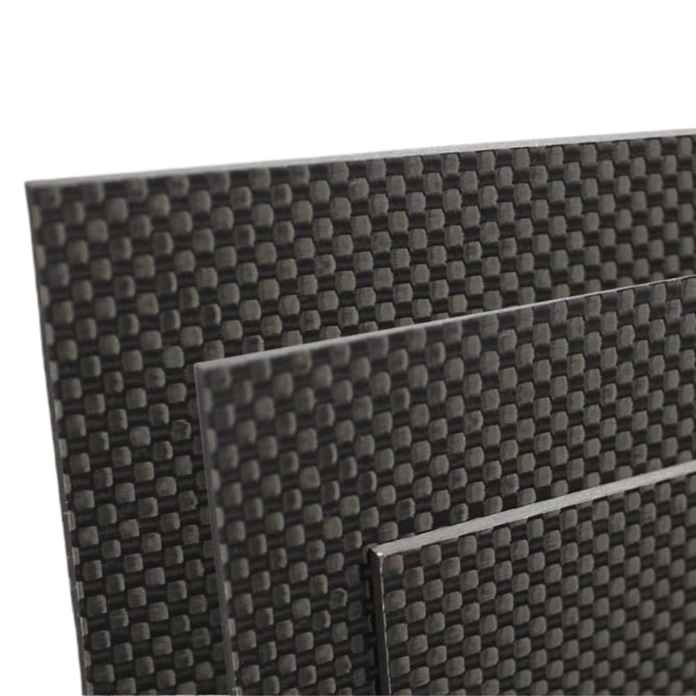 Scheda composita Foglio in fibra di carbonio 3K con finitura opaca a trama semplice, pannello nero ad alta resistenza 200x250 mm 1 pz(5.0mm)
