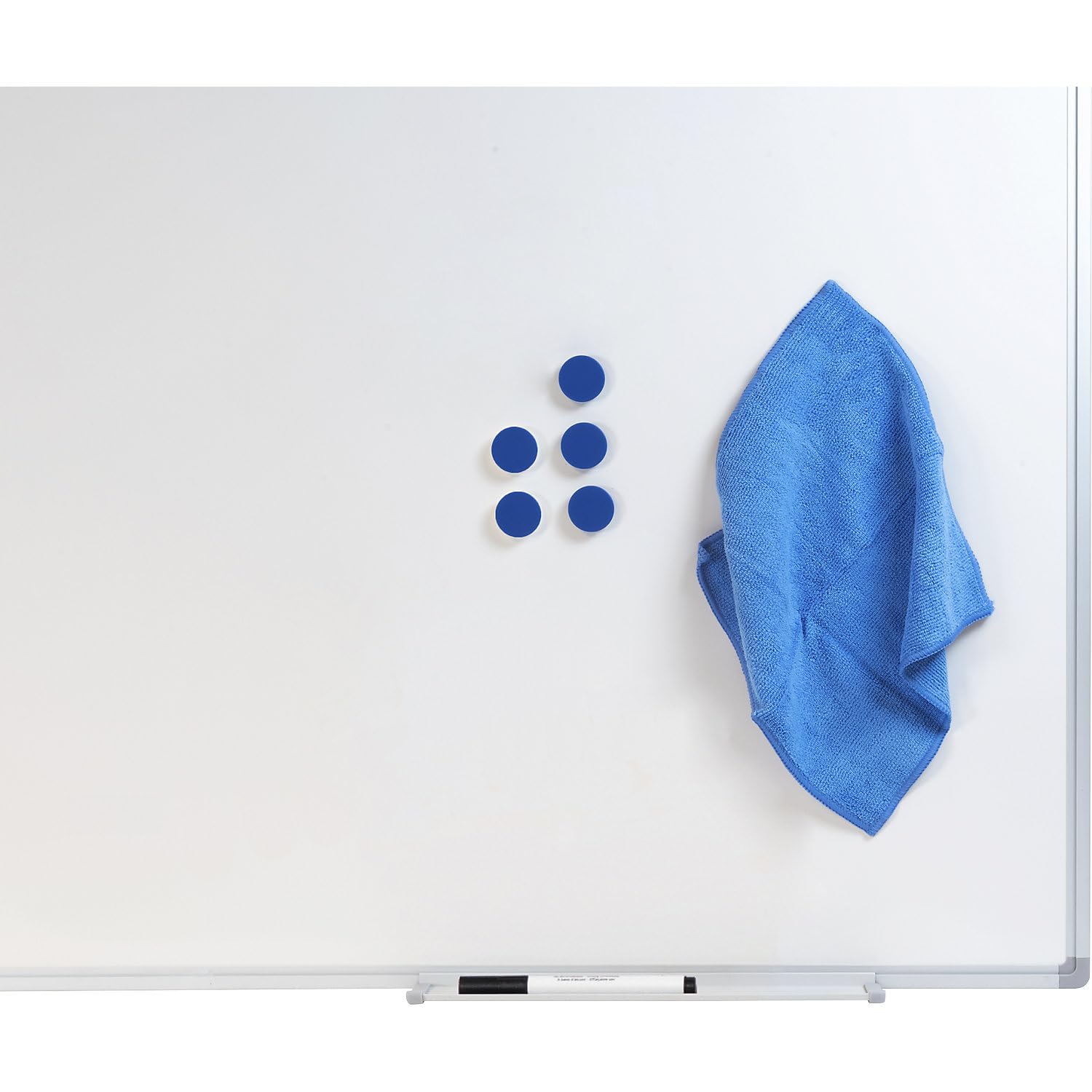 eurokraft basic | Whiteboard-Sets inkl. Zubehör | Stahlblech, lackiert, BxH 1200 x 900 mm