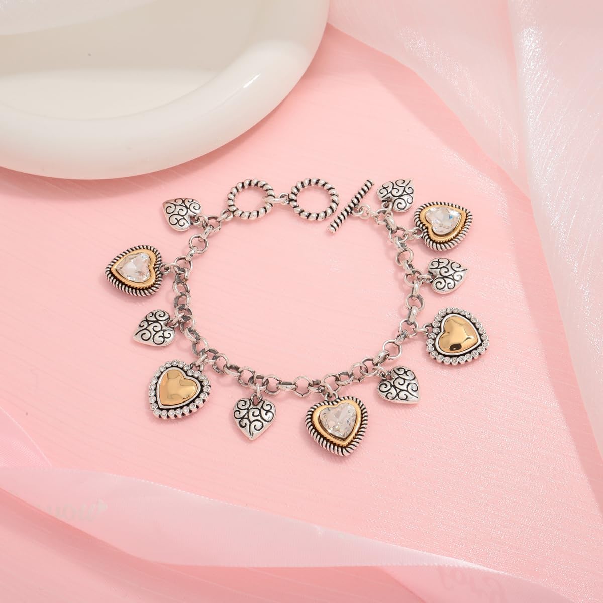 Heart Charm Bracelet for Women, Unique Heart Pendants on Eco-Friendly Zinc Alloy Link Chain Vintage Bracelet Jewelry Gifts