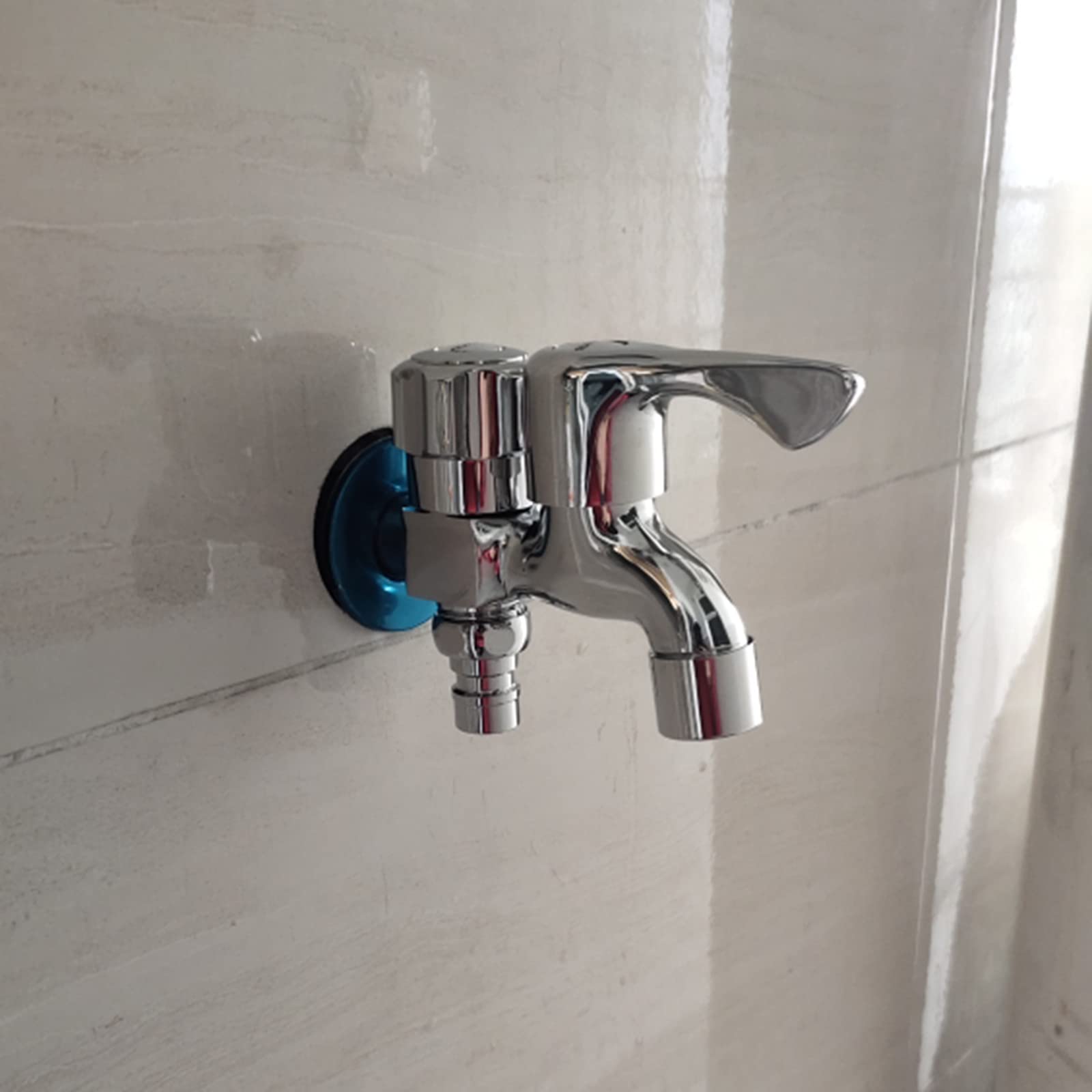 ISCBAFYX Lavadora Grifo de Mezcla de Agua fría Caño Doble Latón Fregadero de lavandería Divisor de Manguera Adaptador de Salida Doble para baño Inodoro, Cromo C (Negro A)