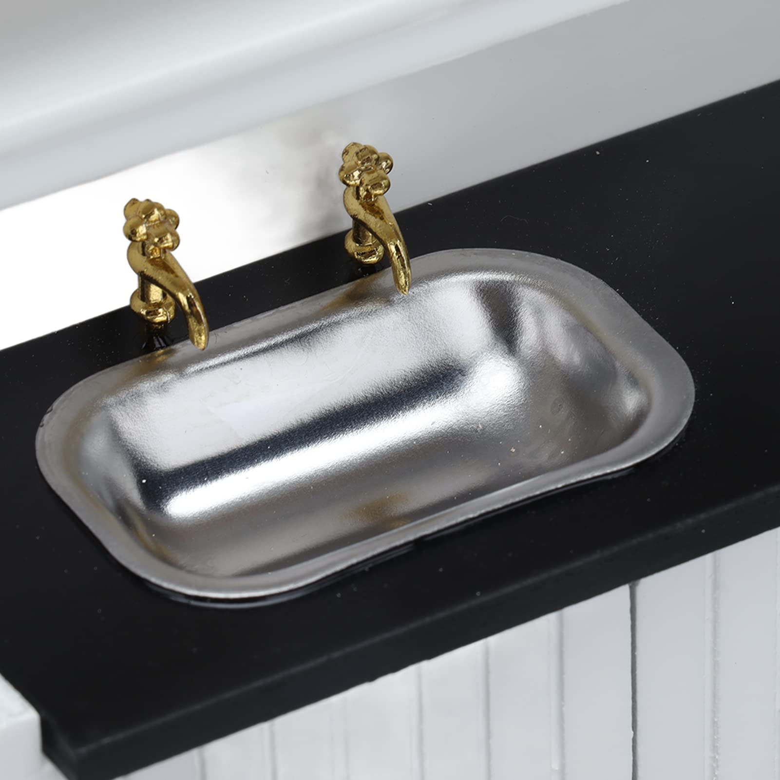 Cucina della Casa delle Bambole con Set di Mobili in Legno in Scala 1:12