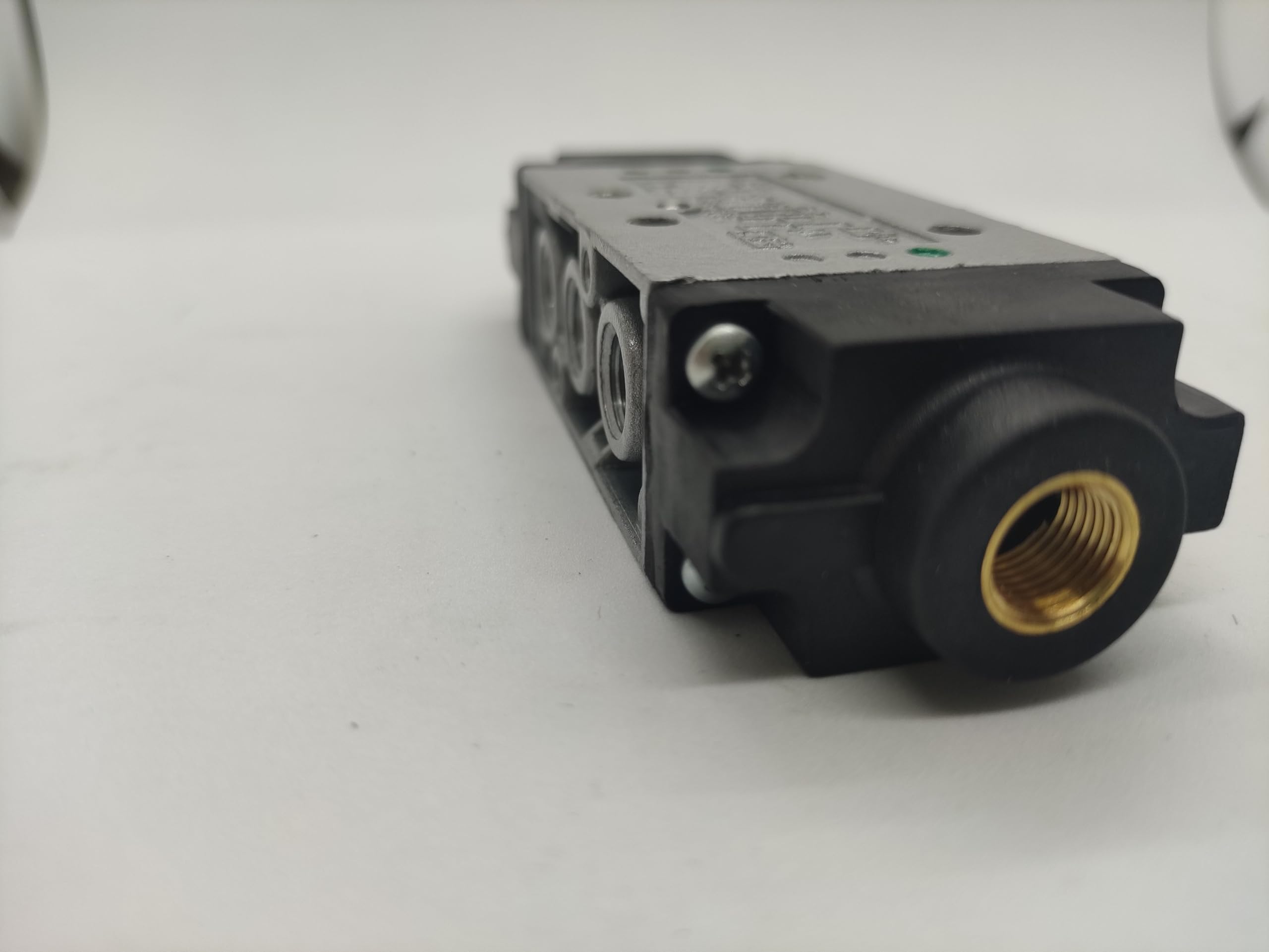 AC-8120 UNIVER VALVOLA PNEUMATICA BISTABILE 5/2 1/4"