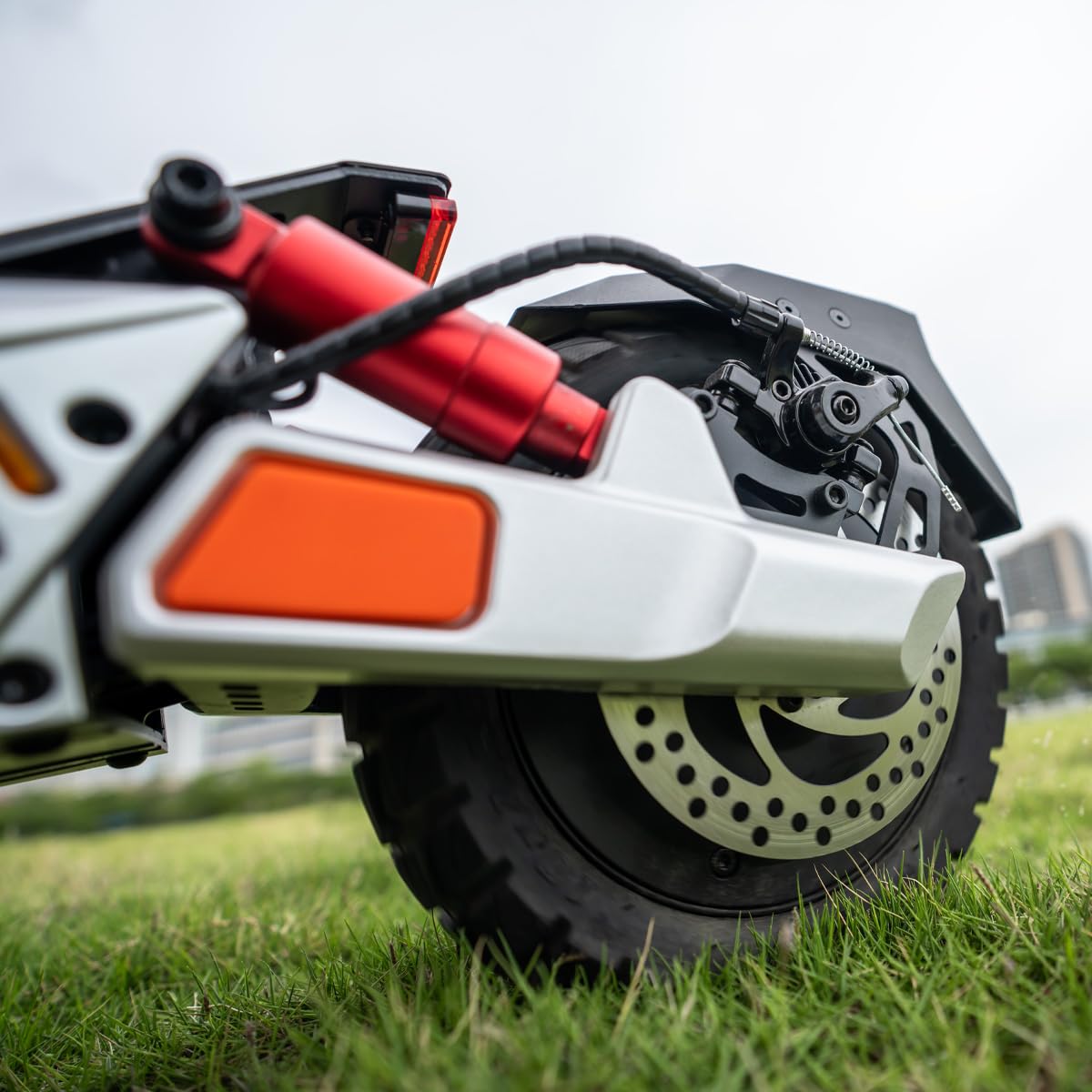 Kukirin M4 Max, Monopattino Elettrico per Adulti da 10 Pollici, Autonomia di 64 km, Doppia Sospensione, Forcella Anteriore, Pneumatici Senza Camera, Luce LED, Doppi Freni a Disco, Pieghevole per la