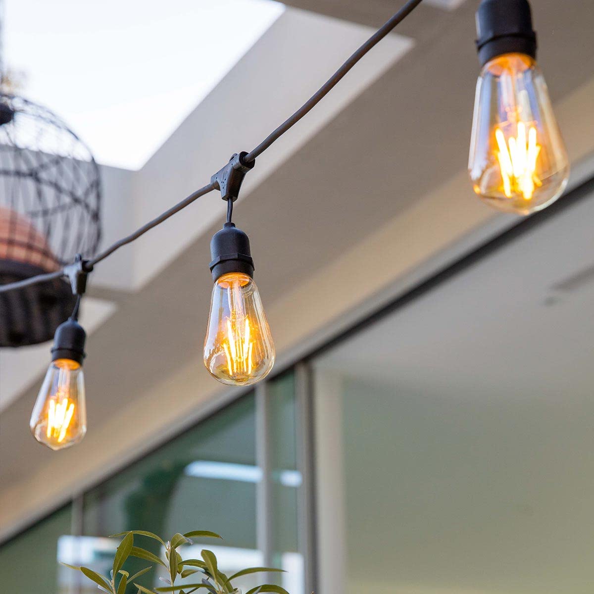 MAFY LIGHT CONNECTABLE Verbindbare LED-Lichterkette für den Außenbereich, 10 Leuchtmittel mit Glühfaden E27-Fassung, warmweiß, 6 m