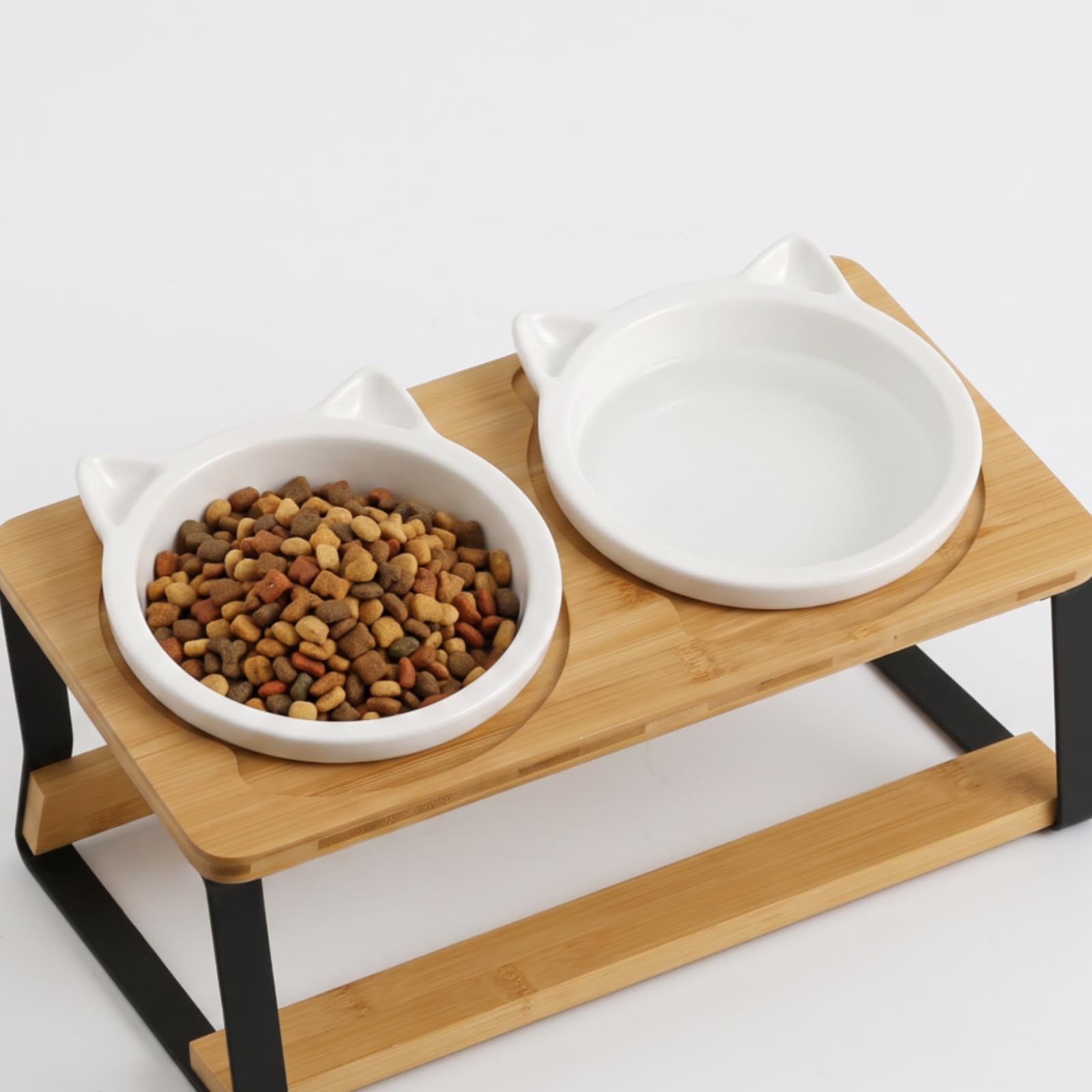 Futterstation mit Rahmen