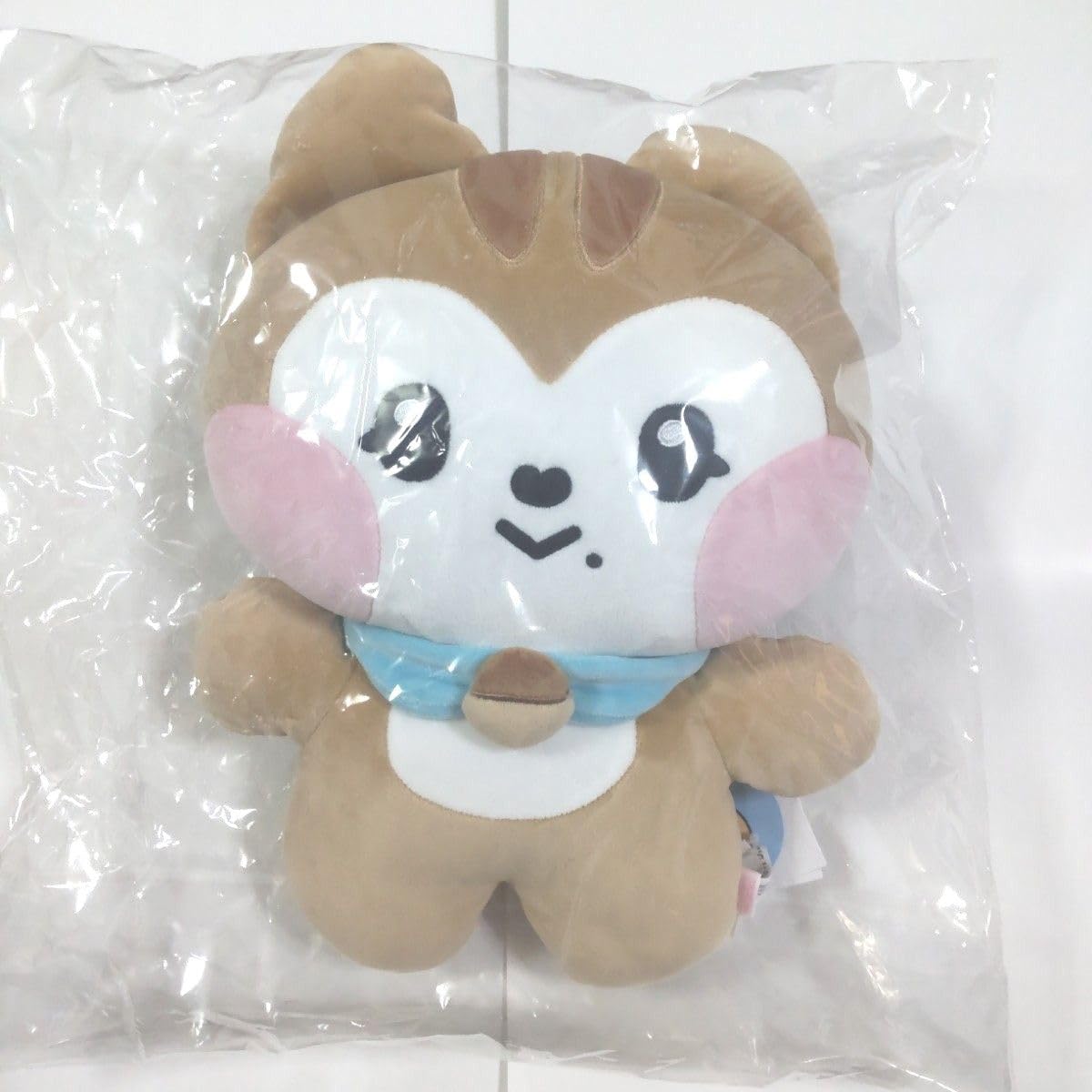 Amazon.co.jp: IVE ガウル ダリ ぬいぐるみ クッション C818 : おもちゃ