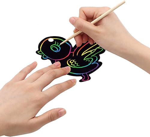 Miniatura 4 de JOYIN Juego de 72 piezas de papel para rascar de Pascua (12 diseños), kit de manualidades de Pascua para niños con palo de madera y cinta, adornos