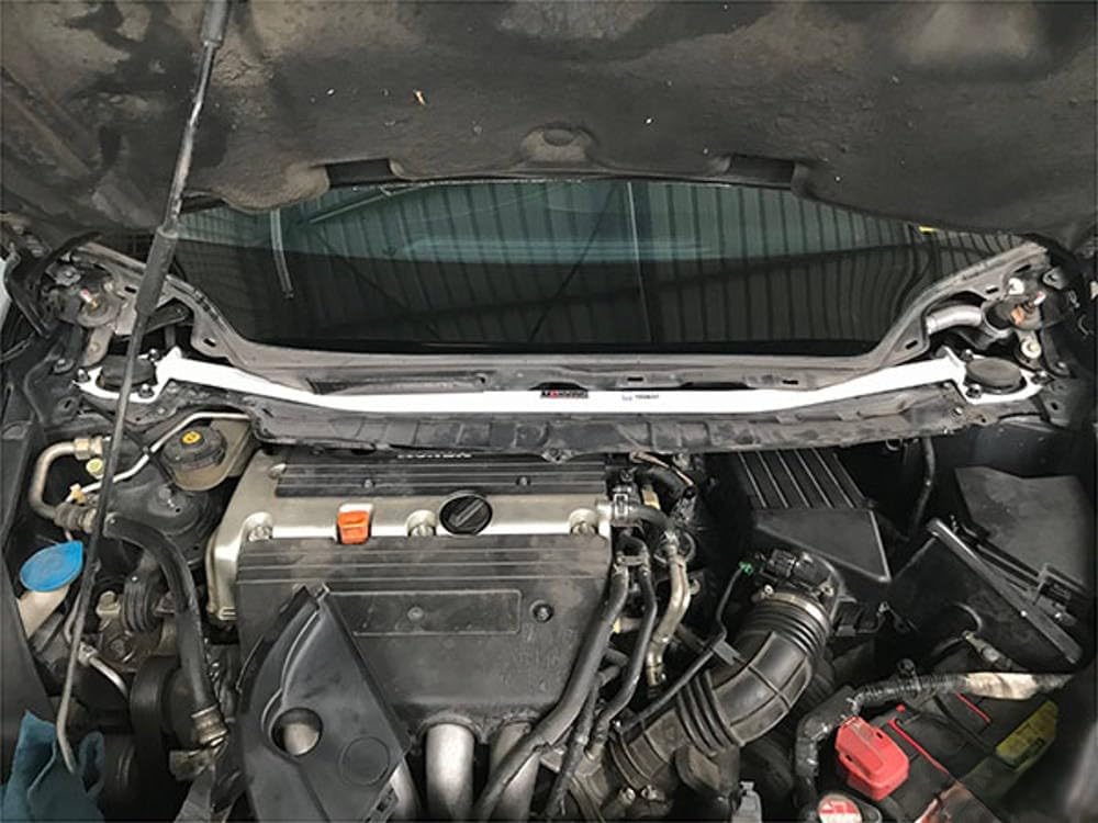 Ultra Racing 2-Point Front Strut Tower Brace Bar for H. CIVIC (FD1) 1.8 2.0 '06-'11 / FD2 Type R 2.0 '07-'12 (2WD) (UR-TW2-888)