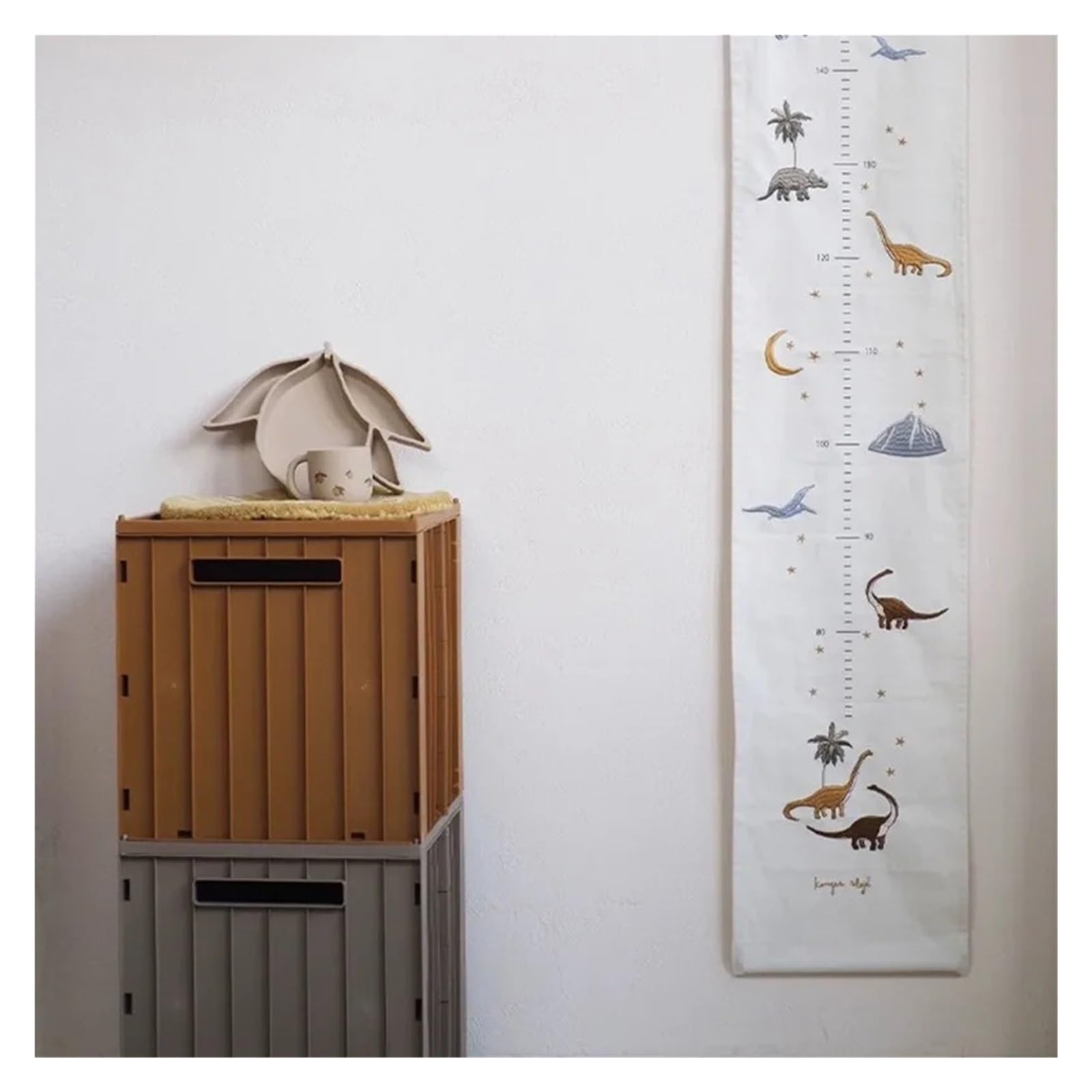 Toise Murale Enfant Règle de Hauteur Suspendue for Enfants, avec Illustration de Broderie créative, Fruits, Dinosaures, décoration Murale, décoration de Chambre d'enfant(02-Animals)
