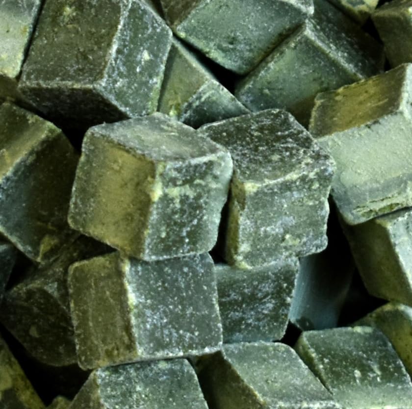 Amazon.co.jp: Rich Matcha Chocolate 2.4 oz (70 g) x 3 Boxes, Made