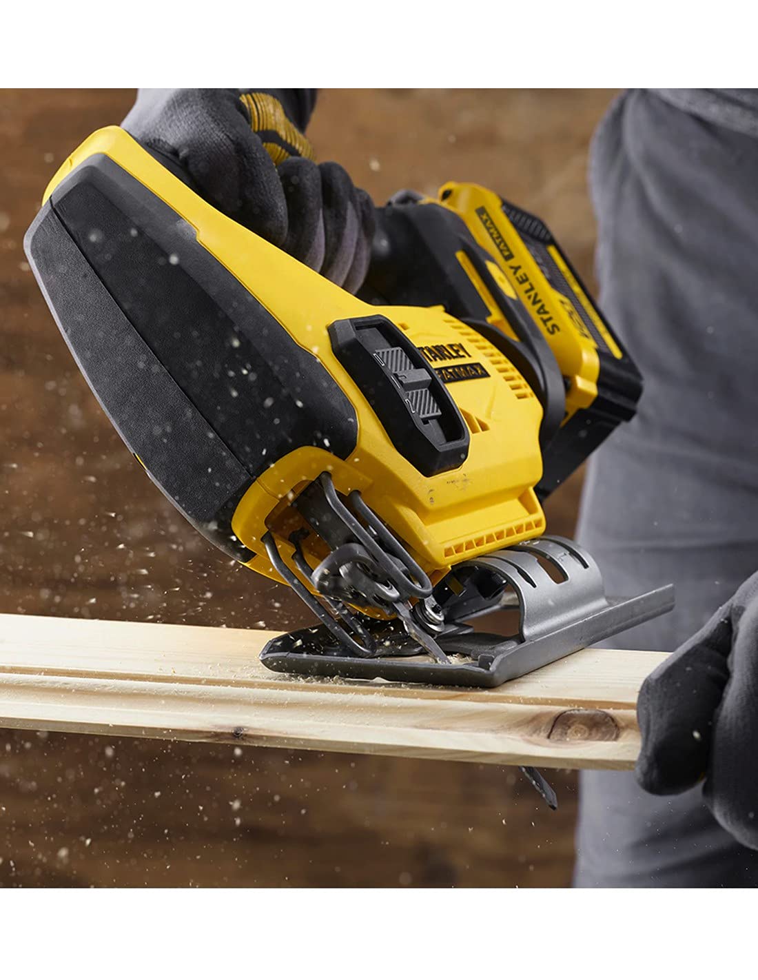 STANLEY FatMax Kit SVK205 (Taldro Percutor SFMCD711 + Sierra de Calar SFMCS600 + 2 Baterías de 4,0 Ah + Cargador + TSTAK VI)