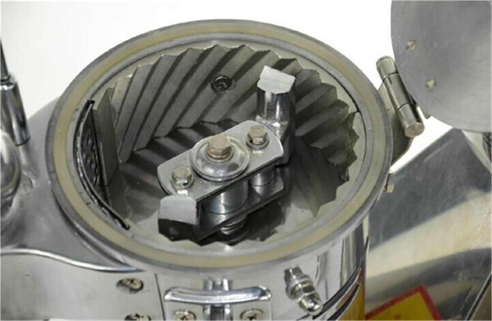 Molino automático de martillos, molino continuo for hierbas, picadora con capacidad 20 kg/h y velocidad rotación 25000 r/min Alta eficiencia