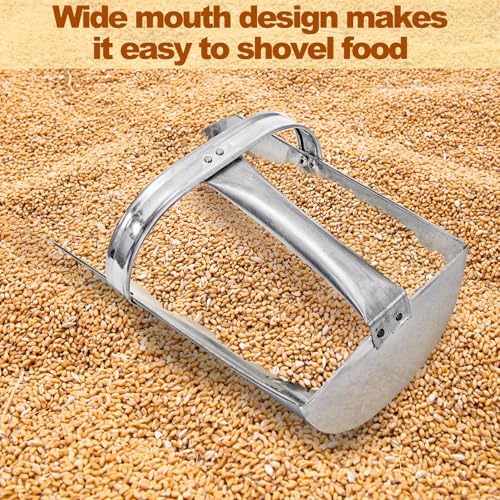 Cididu 2 Pack Feed Scoop for Livestock, Metal Feed Grain Scoop, Heavy Duty Horse Feed Scoops with Encased Handle, Stackable Durable Poultry Feed Scoops for Chicken Bird Gardening Farm, 2.5 Qt and 4 Qt