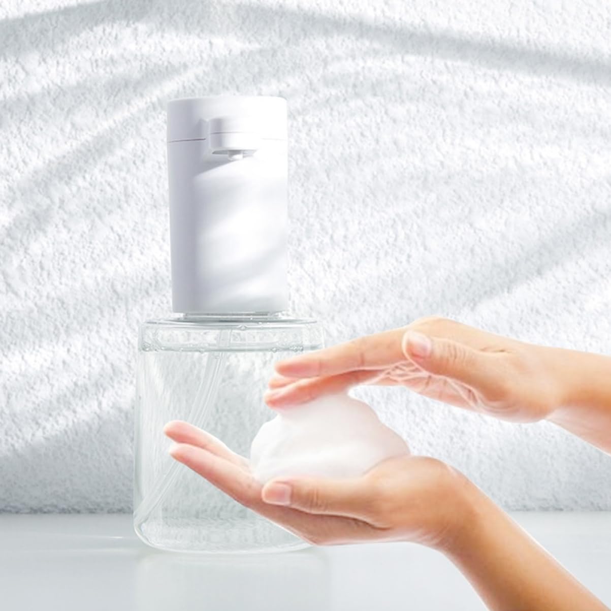 Alipis Dispenser Automatico di Sapone senza Toccare, Sensore a Induzione, Plastica Bianca, per Bagno, Ufficio e Hotel